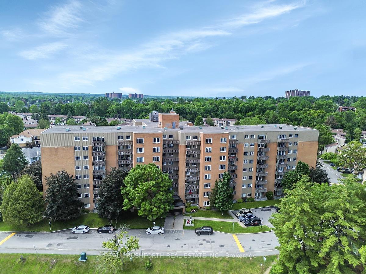 1599 Lassiter Terrace 819, Beacon Hill North - South and Area, ON K1J 8R6