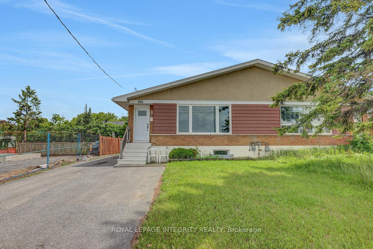 892 Baseline Road A, Cityview - Parkwoods Hills - Rideau Shore, ON K2C 0A4