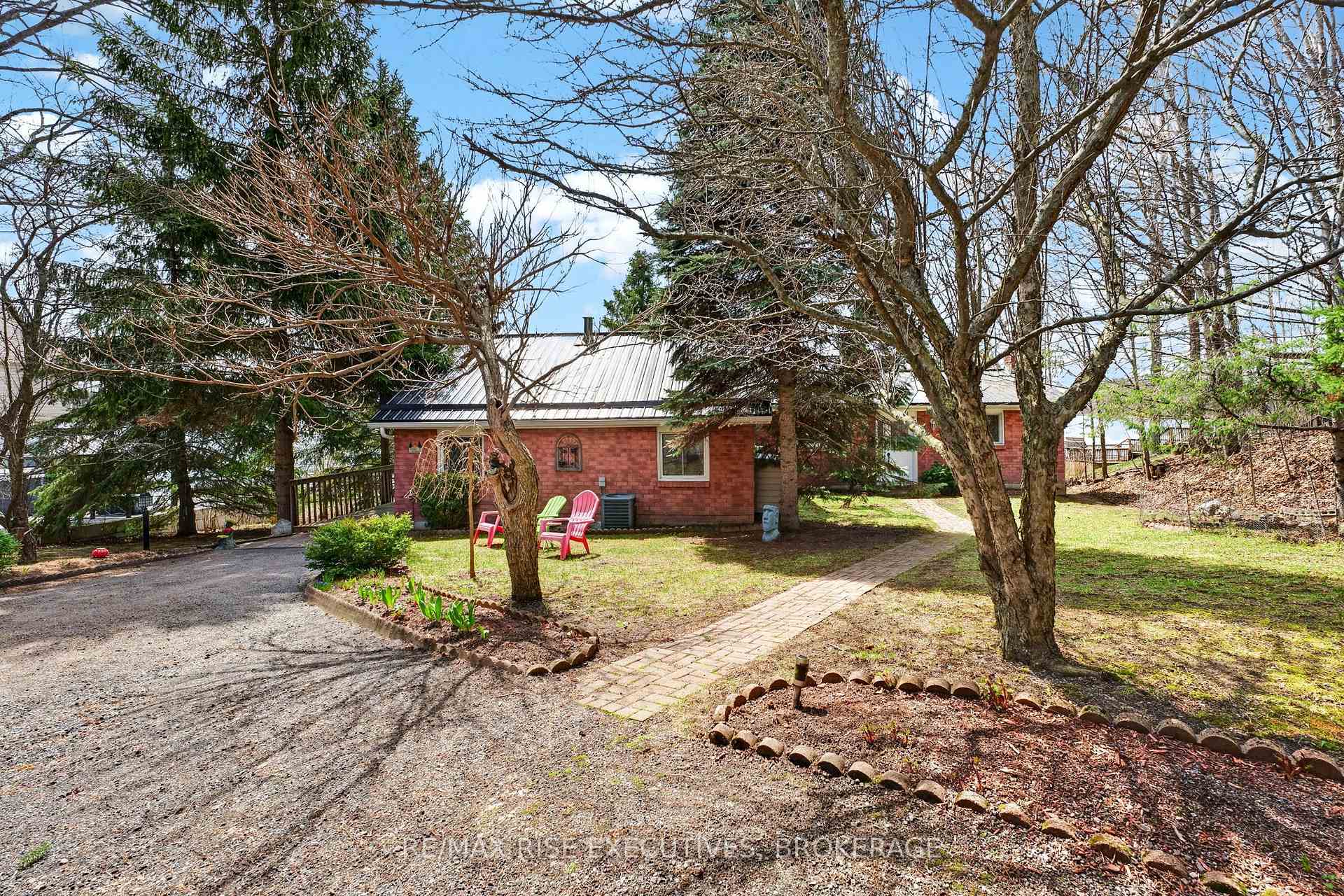 3481 Buck Point Lane, Frontenac, ON K0H 1X0