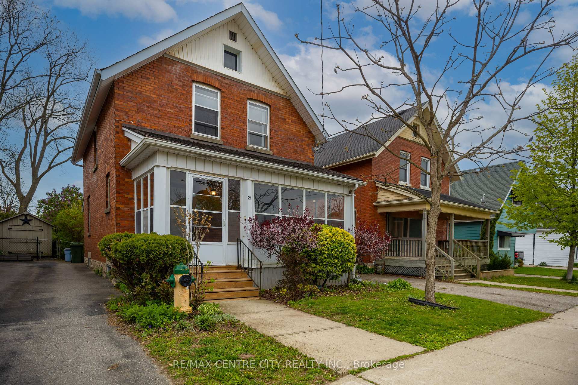 21 Erie Street, St. Thomas, ON N5R 2M4