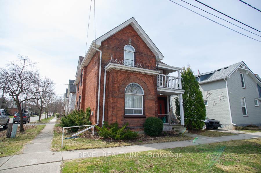 193 Chatham Street 1, Brantford, ON N3S 4G6