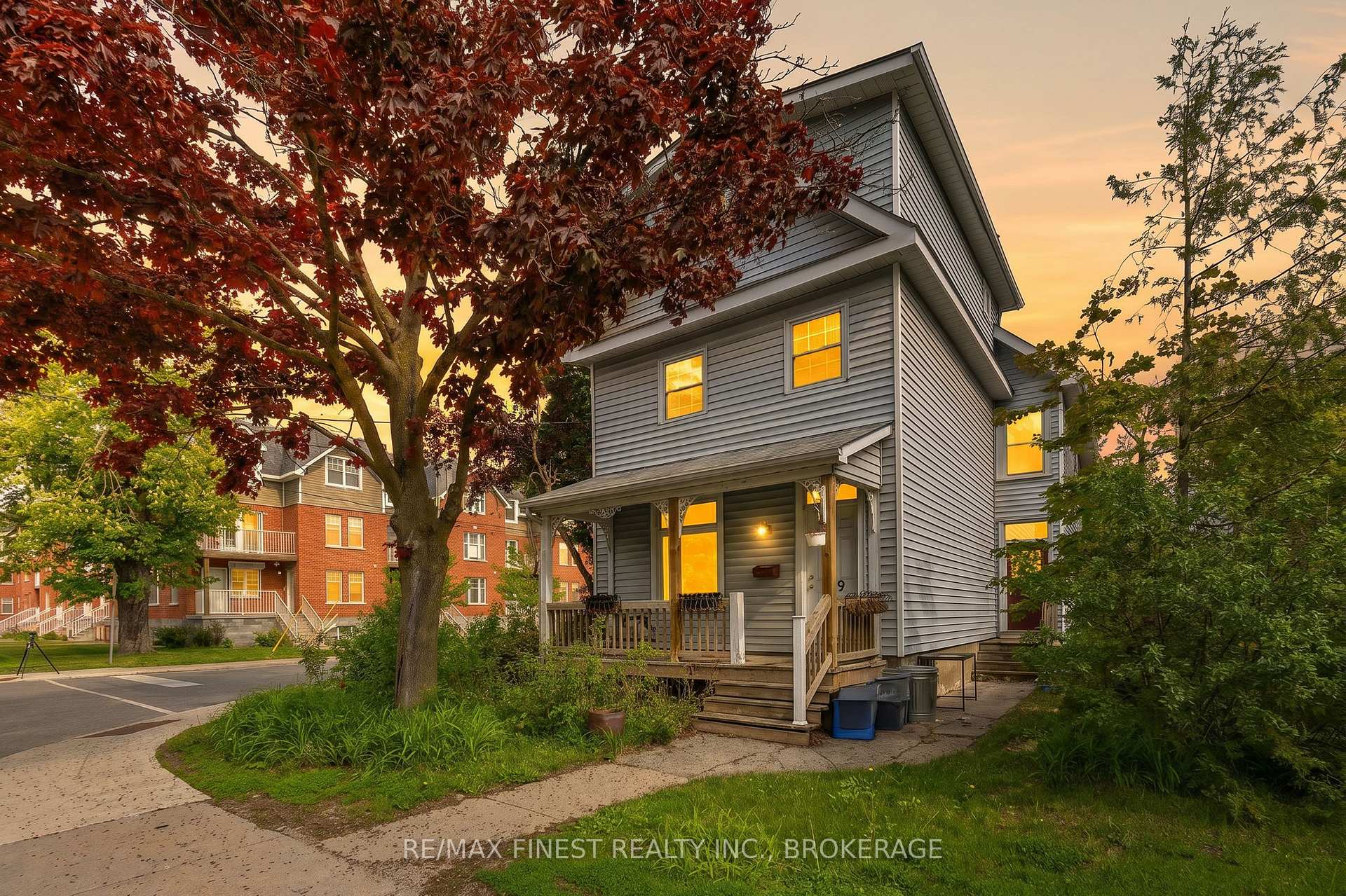 629 JOHNSON Street, Kingston, ON K7L 2A3