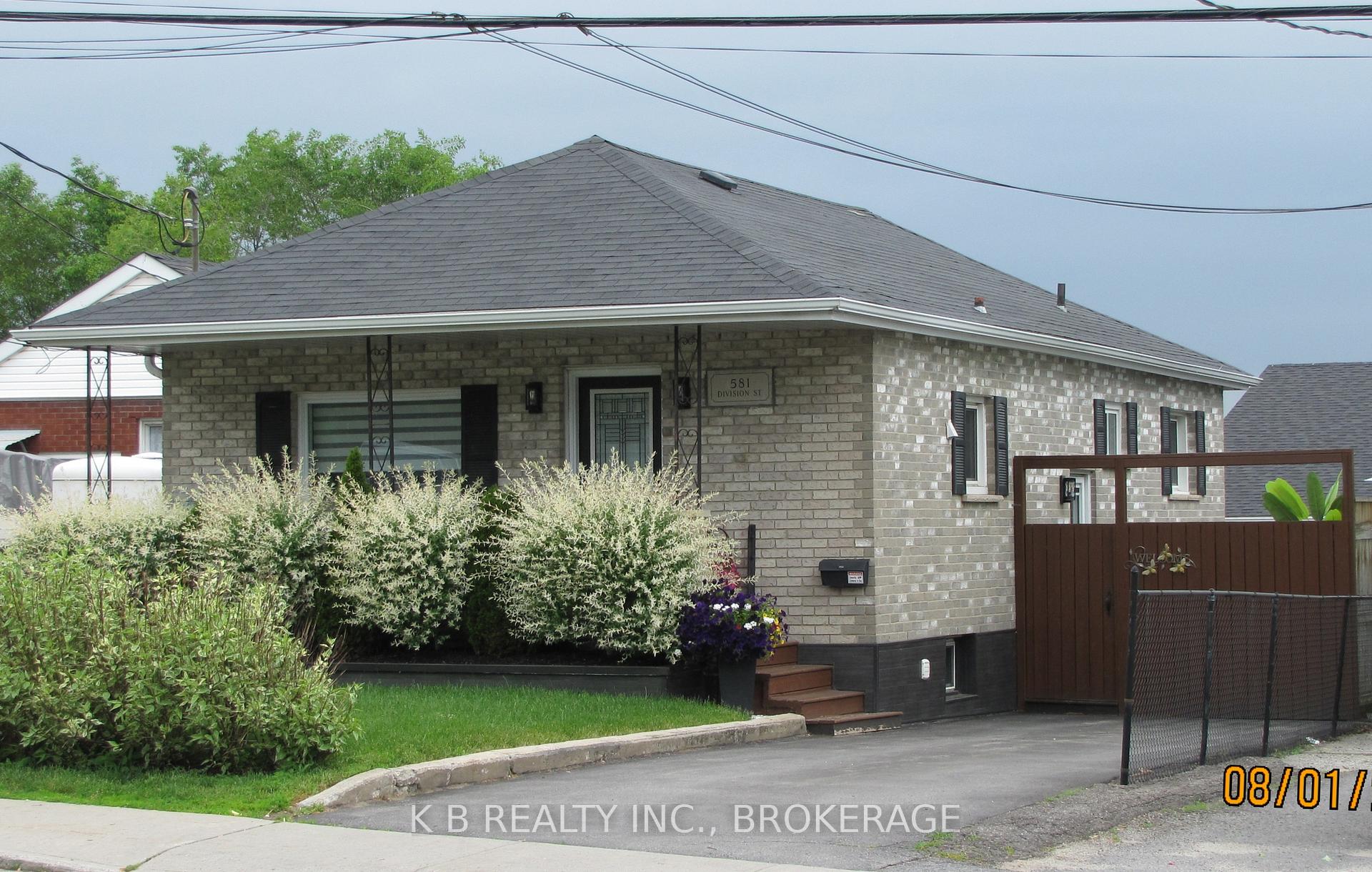 581 Division Street, Kingston, ON K7K 4B7