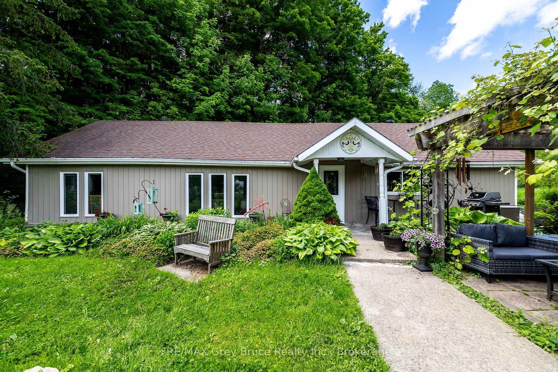 318588 GREY RD 1 N/A, Georgian Bluffs, ON N4K 5N4