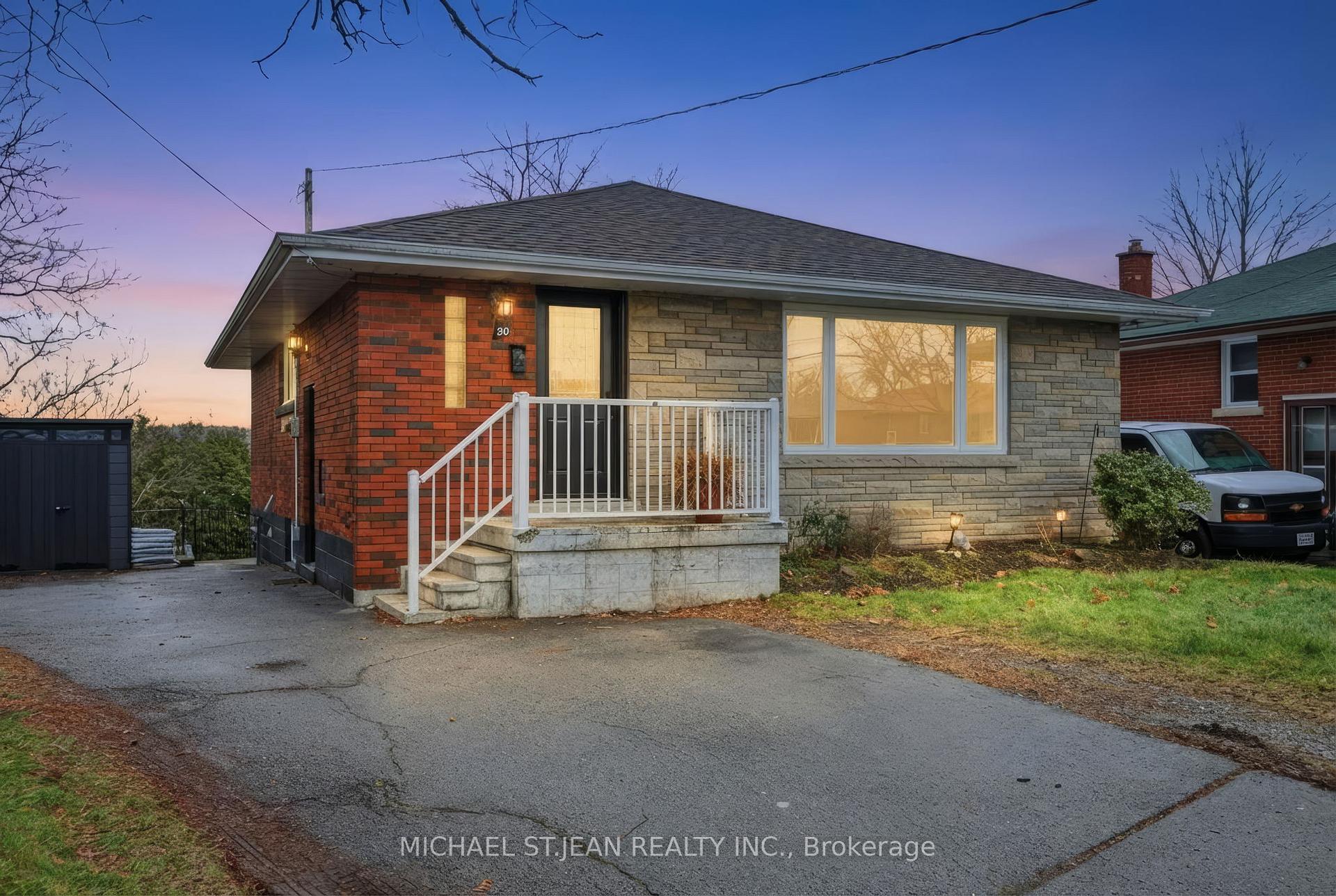 20 Nelligan Place, Hamilton, ON L8K 4X7