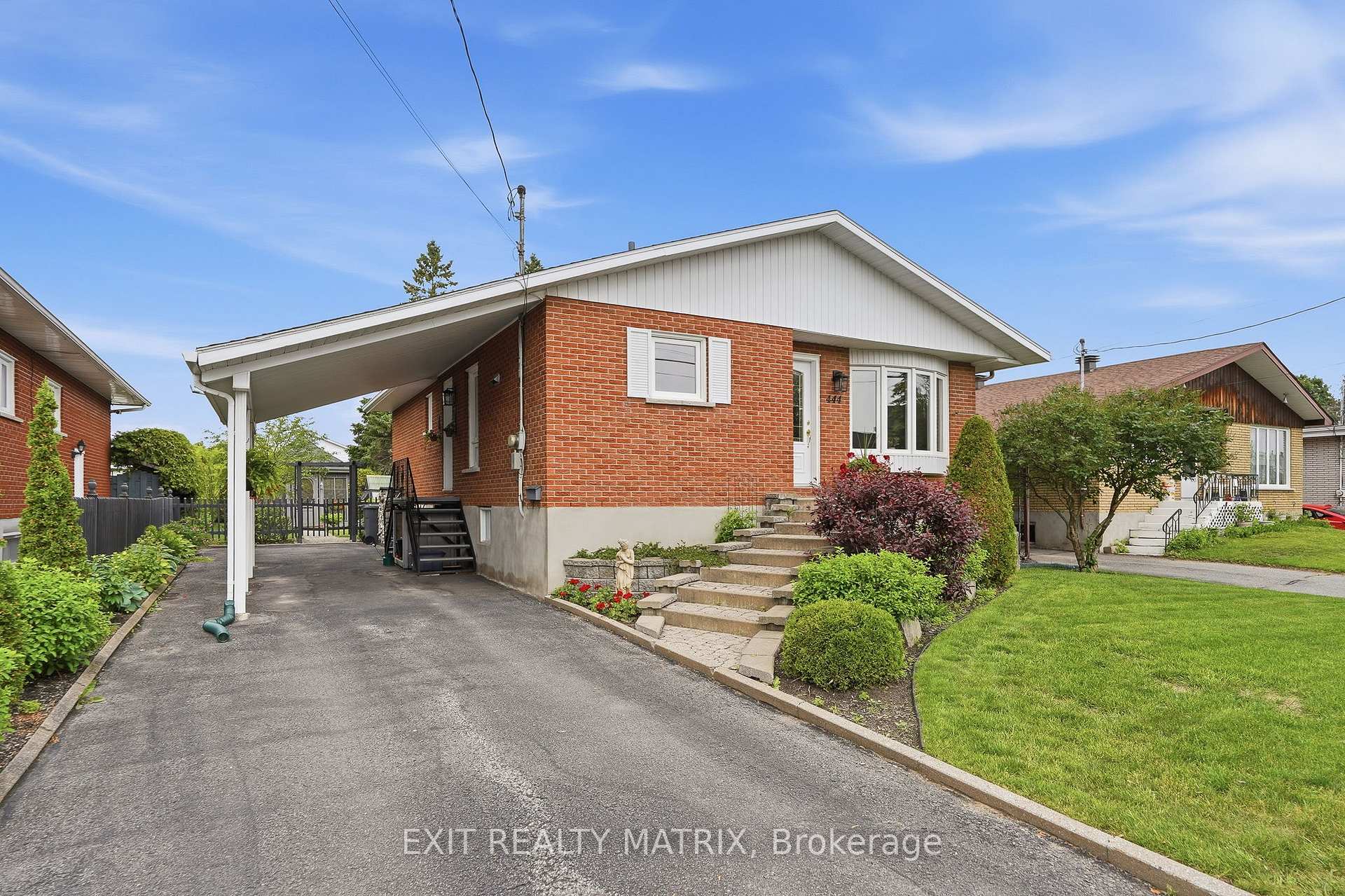 444 Mary Street, Hawkesbury, ON K6A 2C7