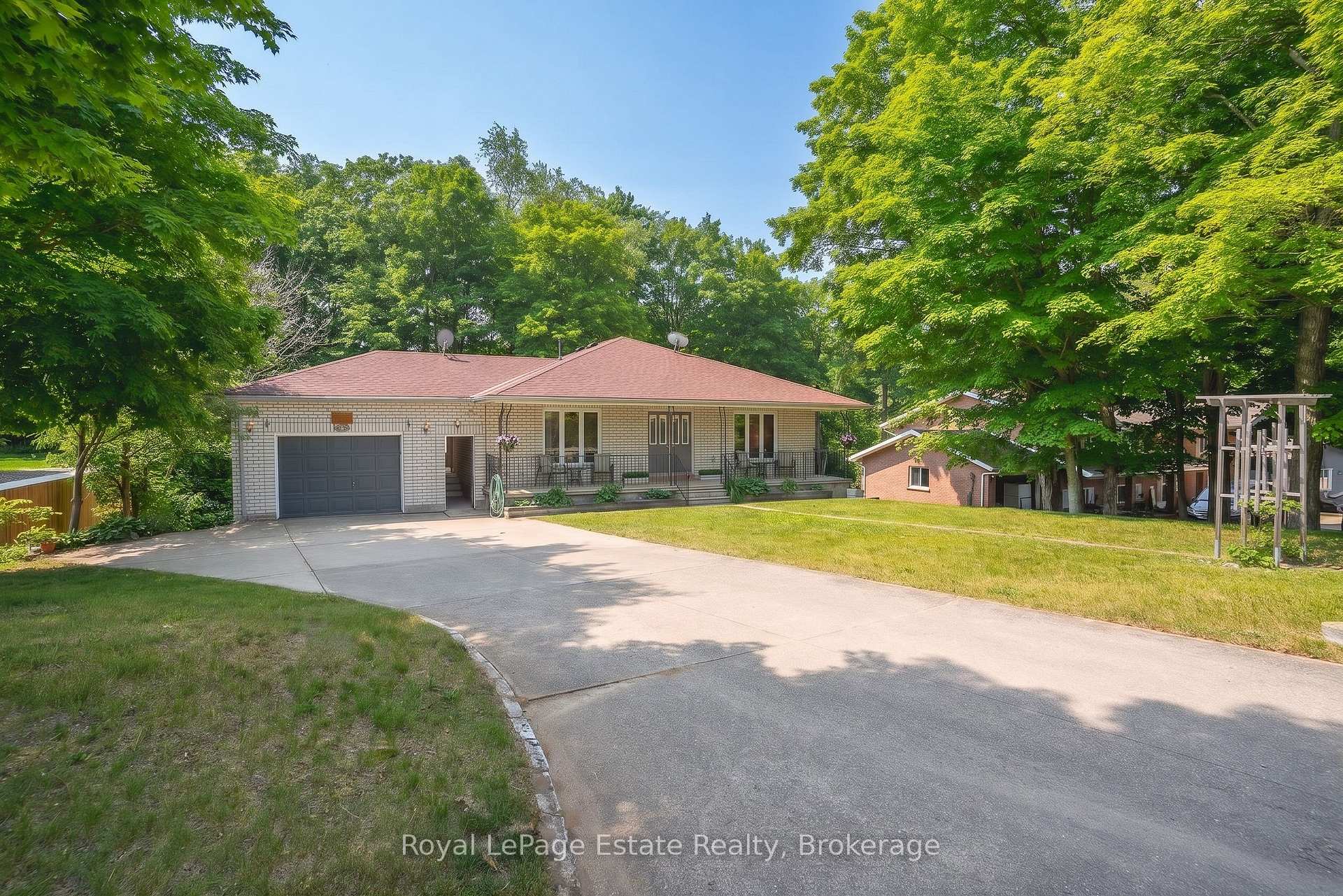 632 Bannister Drive, South Bruce Peninsula, ON N0H 2G0