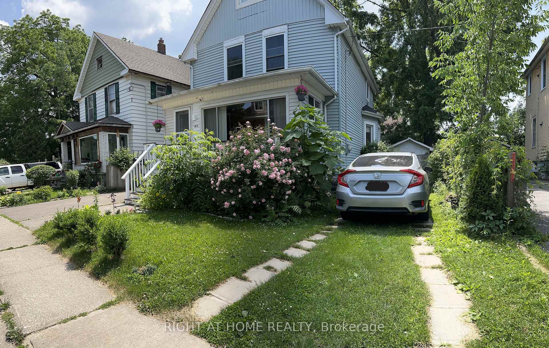 4614 EASTWOOD Crescent, Niagara Falls, ON L2E 1B3