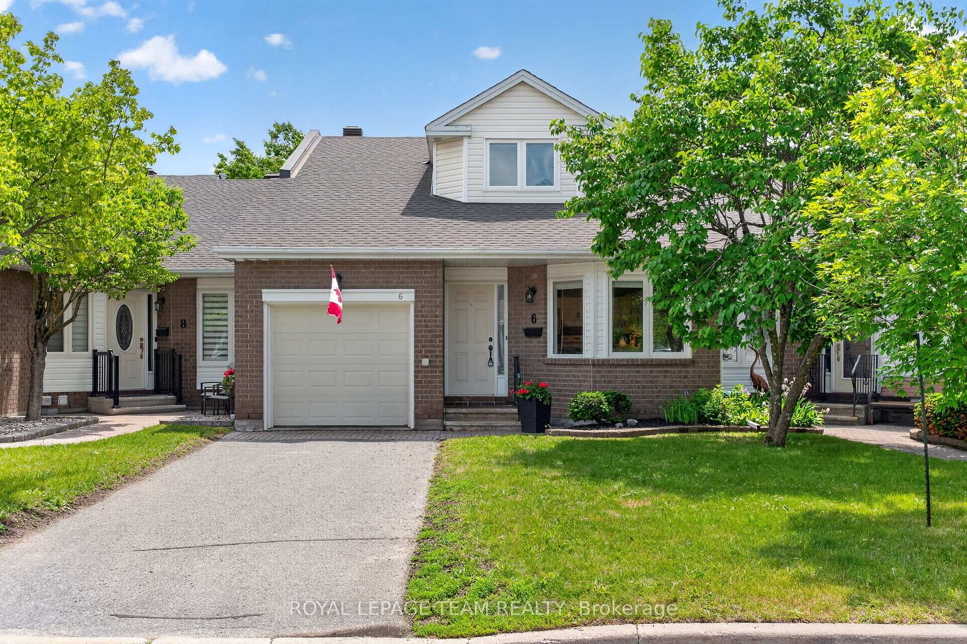 6 Grand Cedar Court 31, Stittsville - Munster - Richmond, ON K2S 1C8