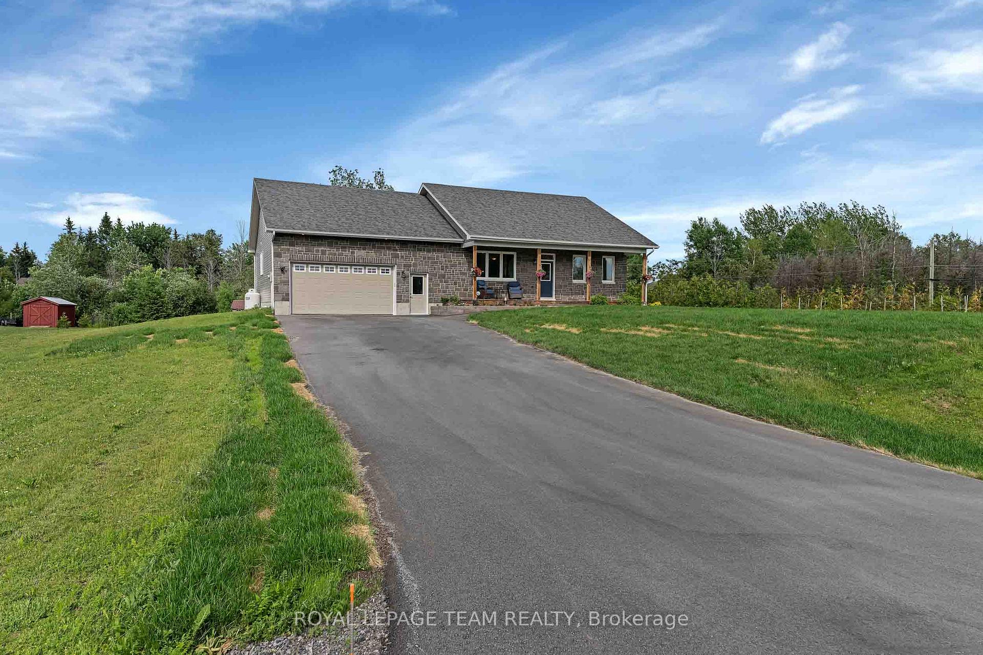 101 Stirling Crescent NE, North Grenville, ON K0G 1J0