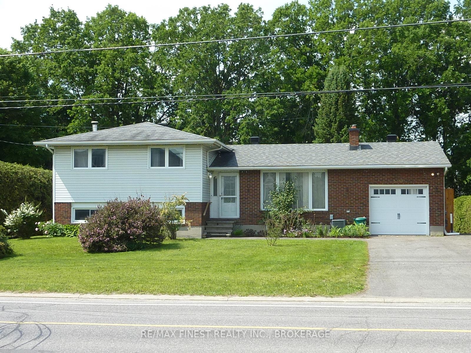 3318 Shea Road, Stittsville - Munster - Richmond, ON K0A 2Z0