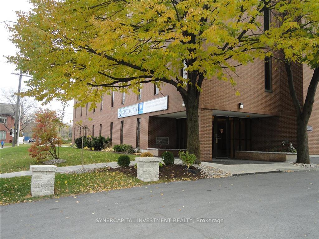 1376 Bank Street 402, Billings Bridge - Riverside Park and Area, ON K1H 7Y3