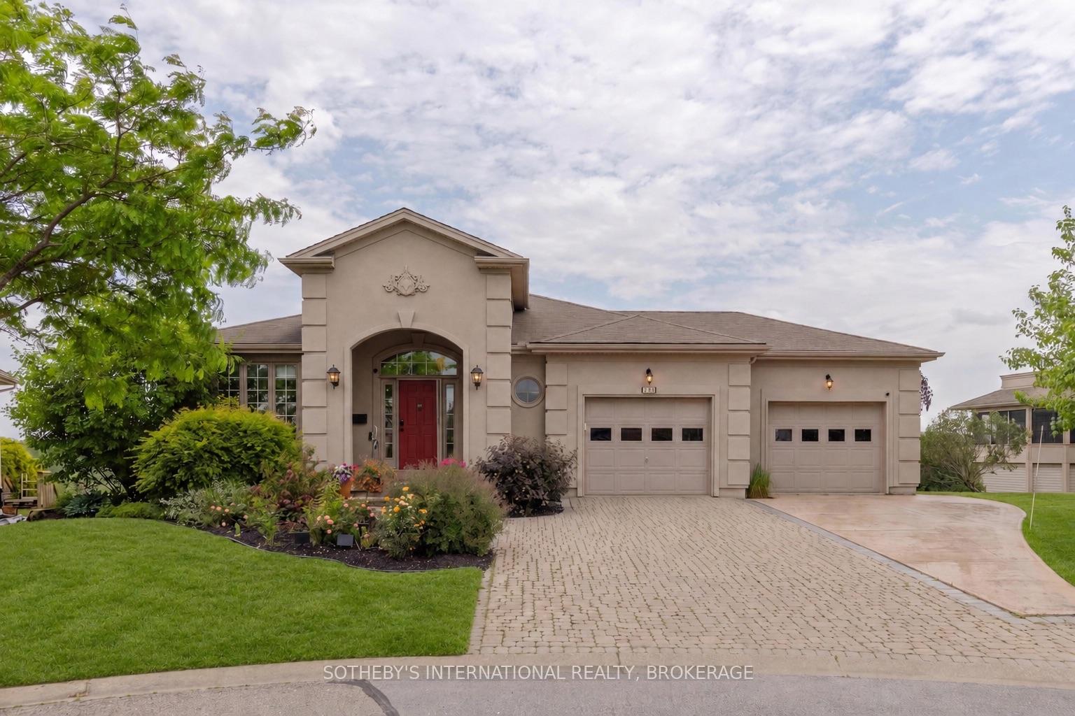 208 Muirfield Trail, Welland, ON L3B 6G7