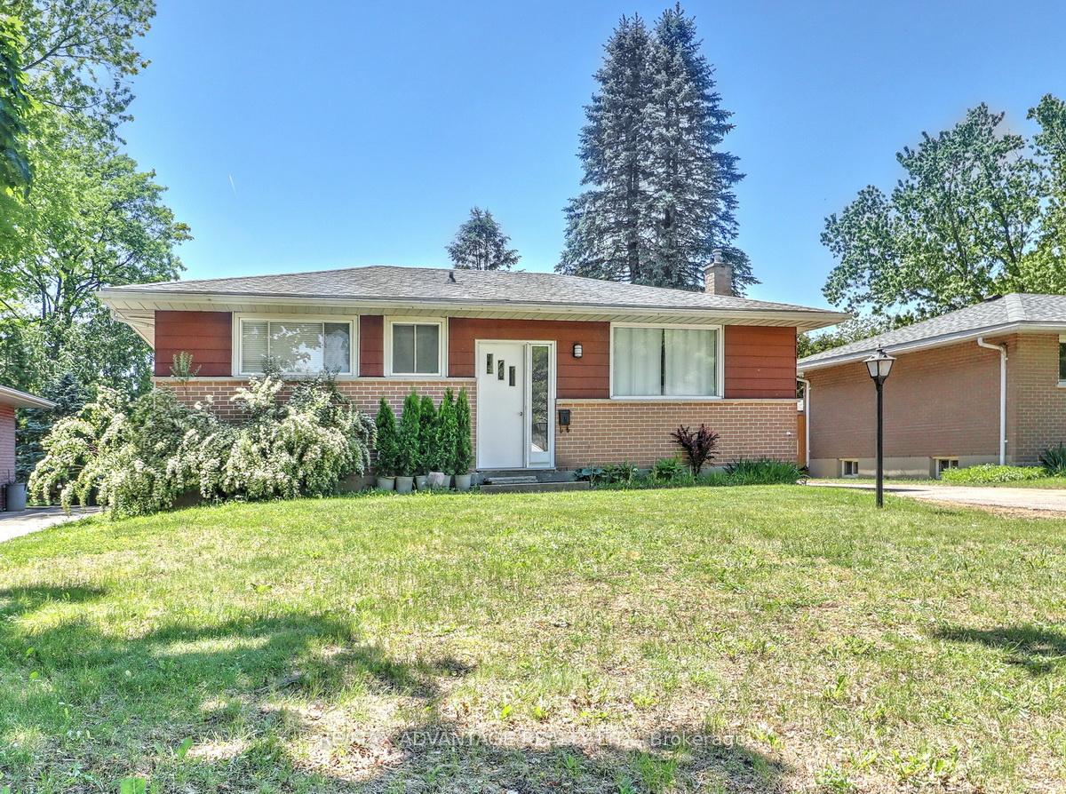63 Pawnee Crescent, London East, ON N5V 2T2