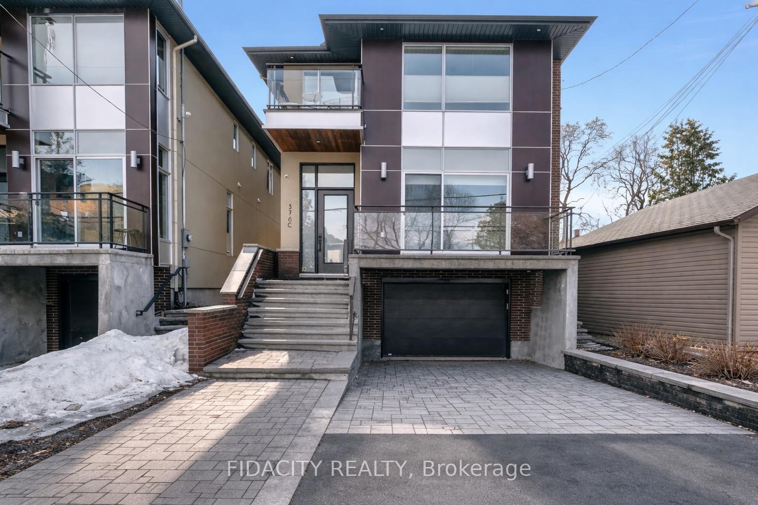 376 C Wilmont Avenue, Carlingwood - Westboro and Area, ON K2A 0B1