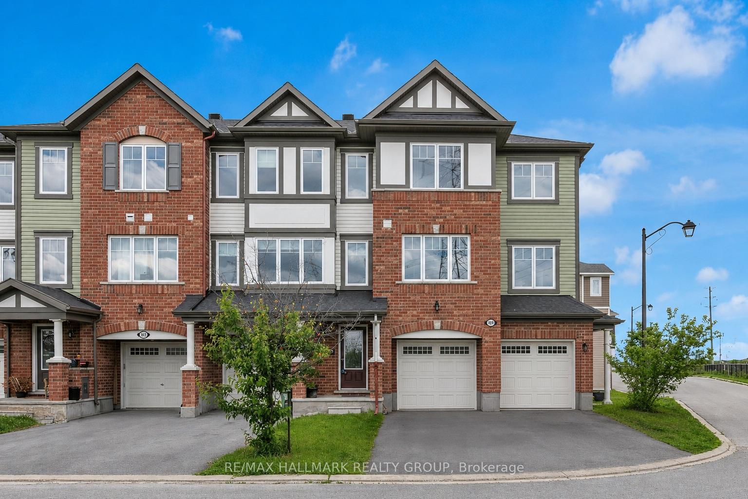 167 Gelderland Private, Kanata, ON K2V 0H8