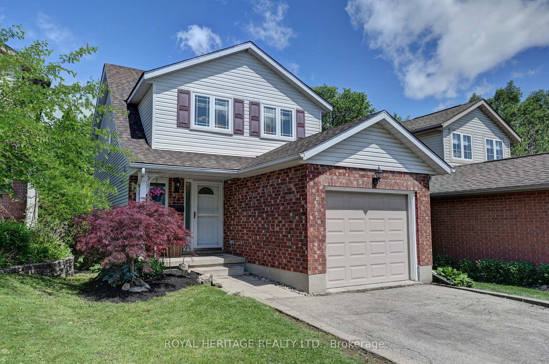 16 Dawn Ridge Drive NE, Kitchener, ON N2N 3J7