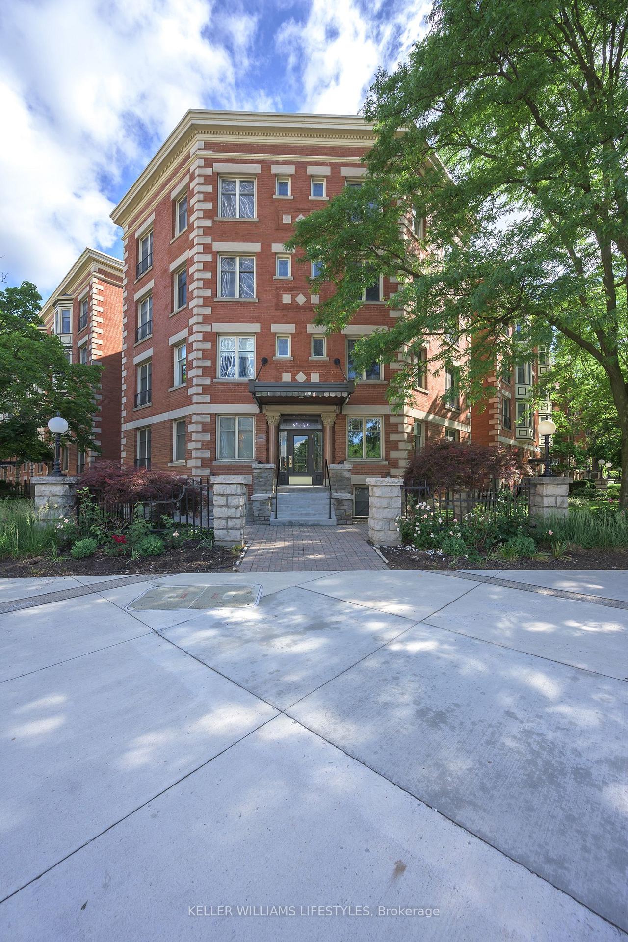 460 Wellington Street 205, London East, ON N6A 3P8