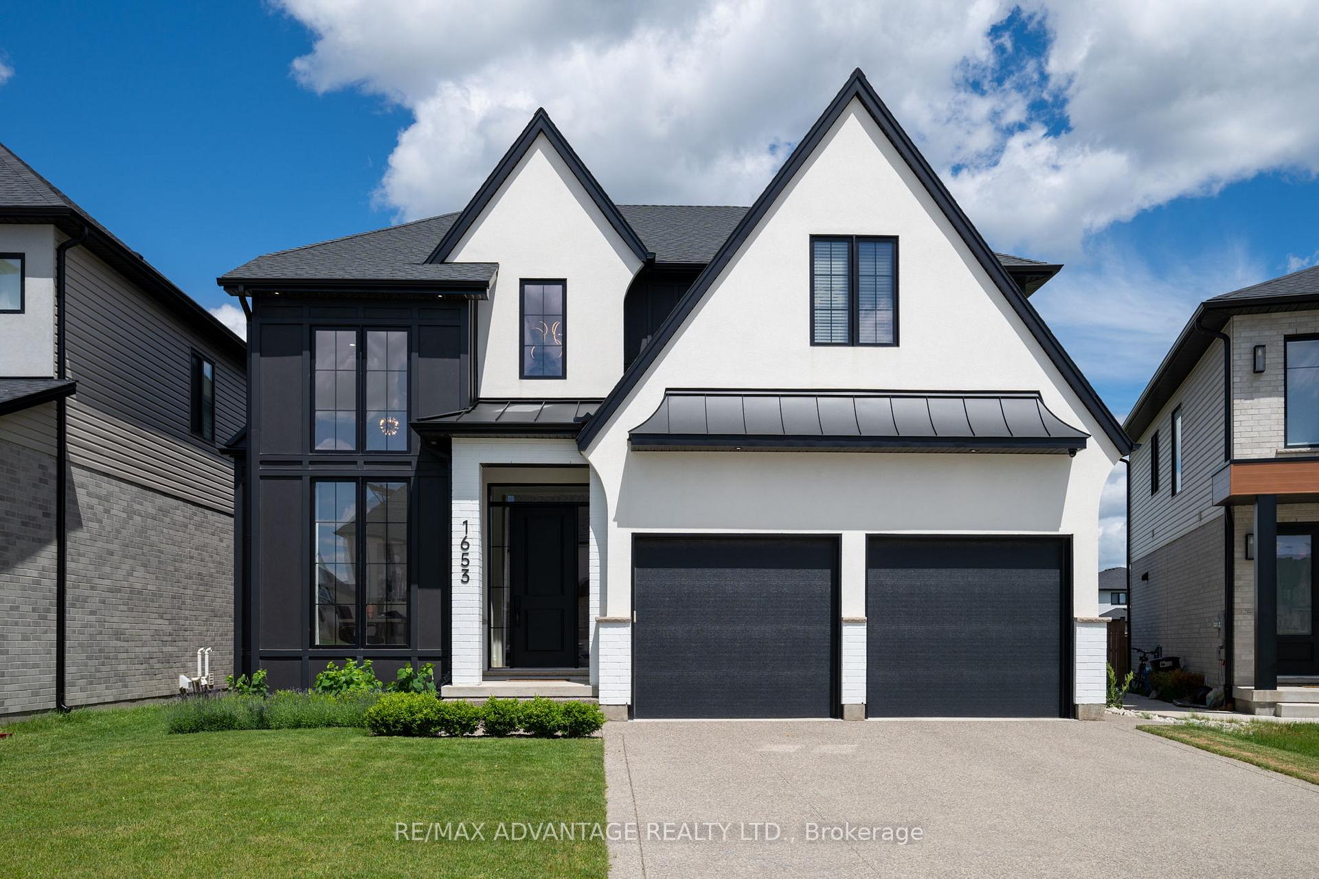 1653 Medway Park Drive, London North, ON N6G 3W1