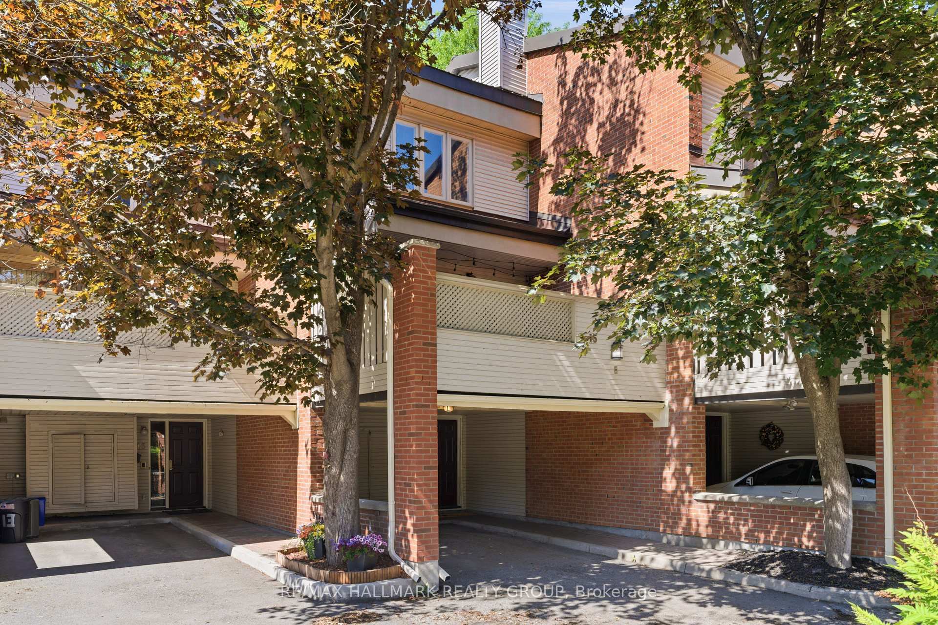 30 Montcalm Street 15, Glebe - Ottawa East and Area, ON K1S 0A3