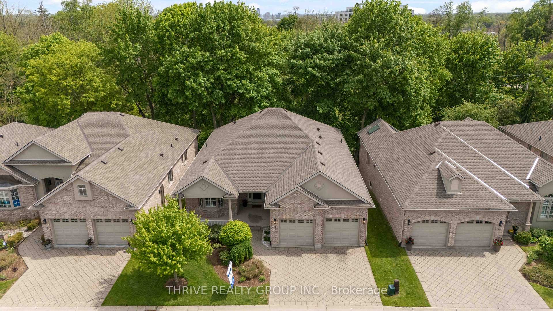 1890 Richmond Street 11, London North, ON N5X 4J1