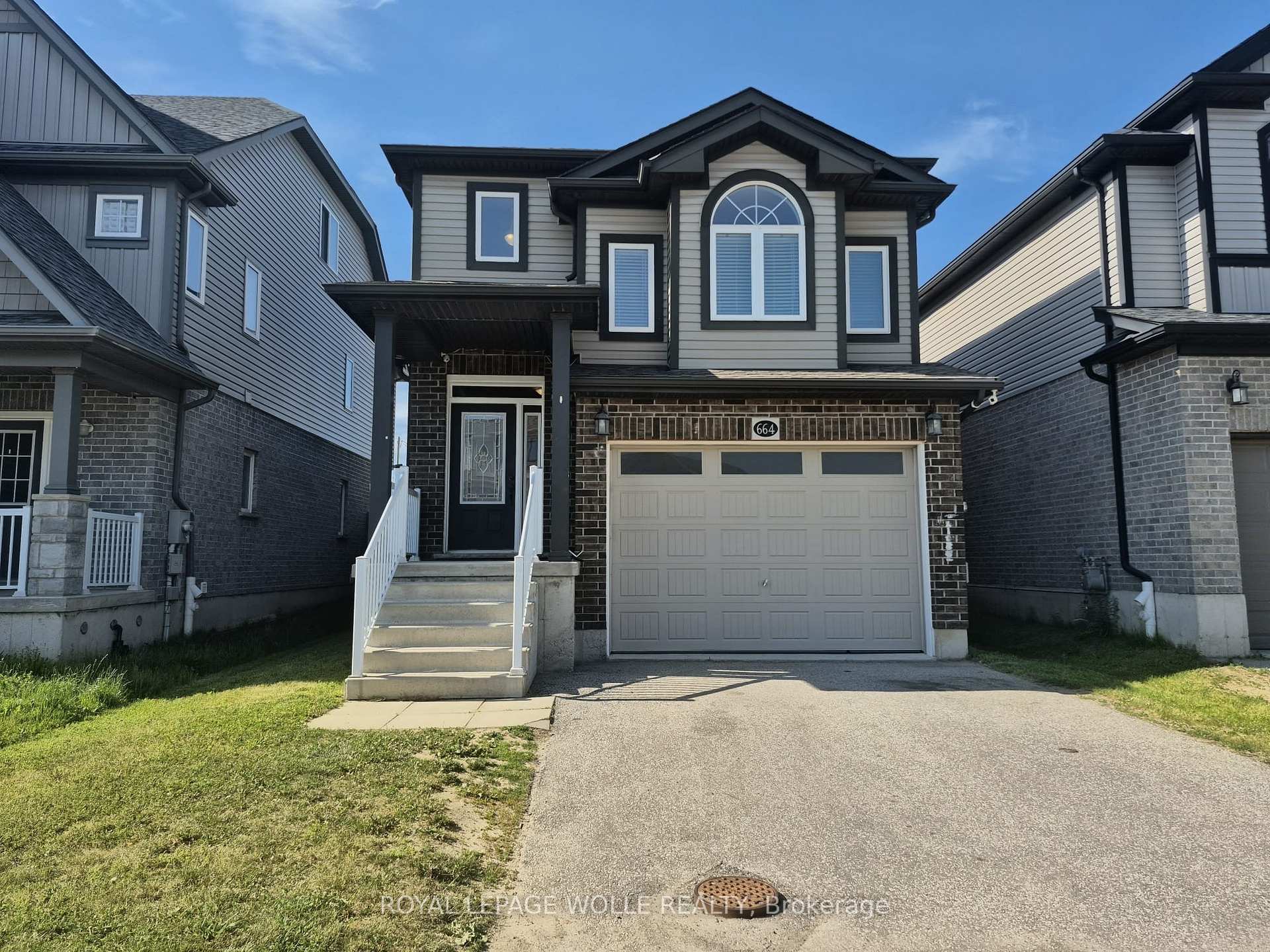 664 Blair Creek Drive, Kitchener, ON N2P 0E7