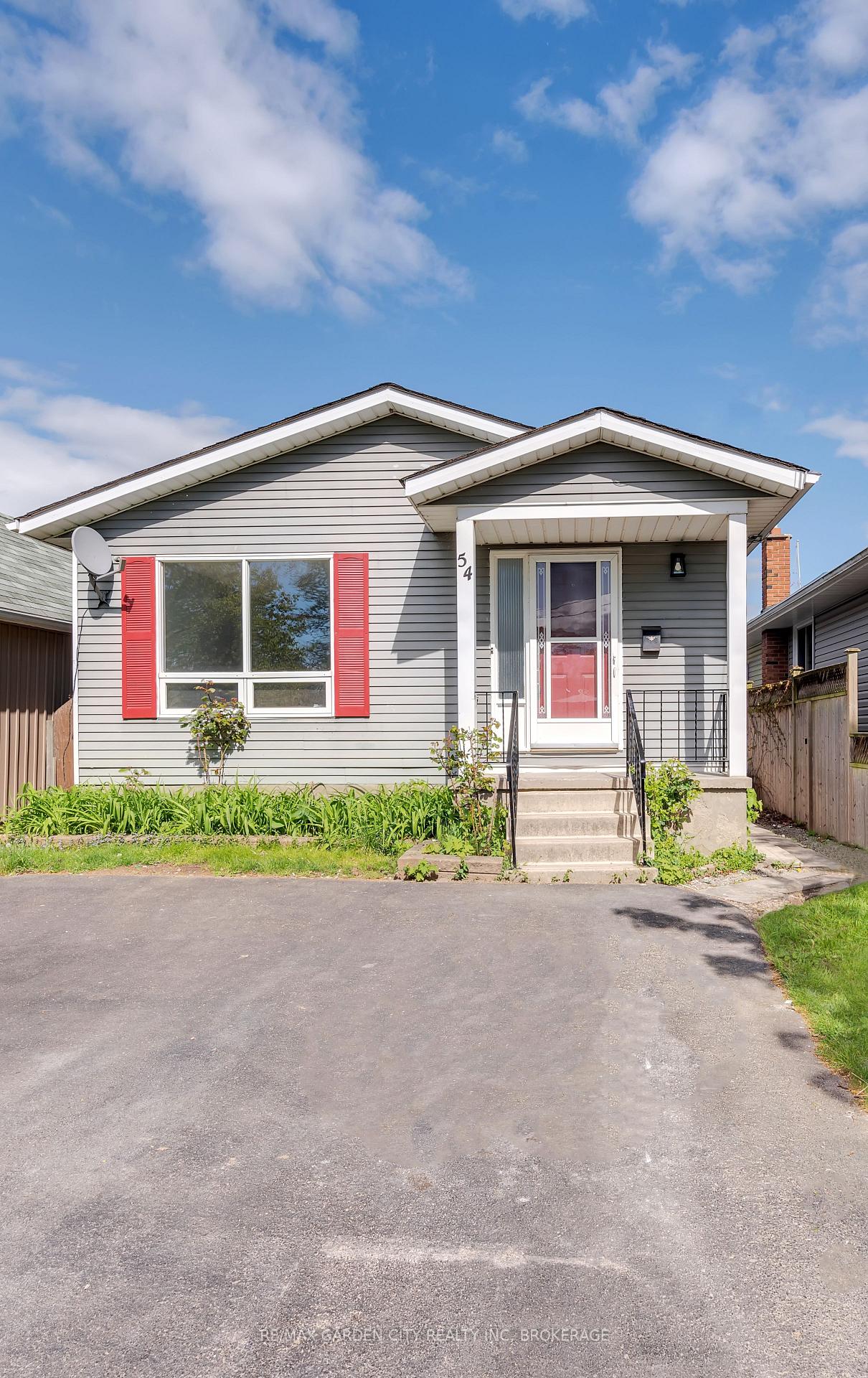 54 Bogart Street, St. Catharines, ON L2M 1G3