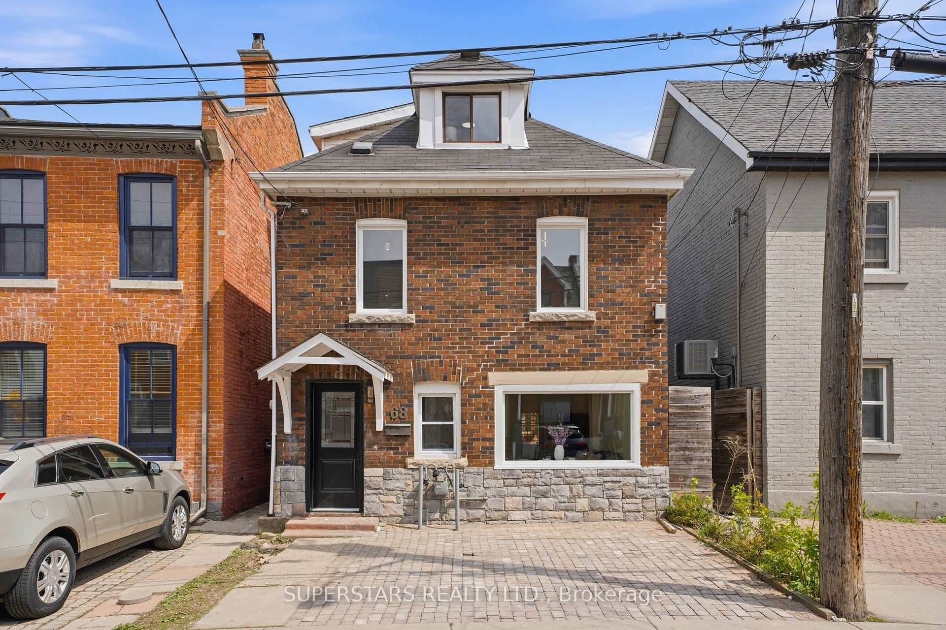 68 Magill Street, Hamilton, ON L8R 2Y5