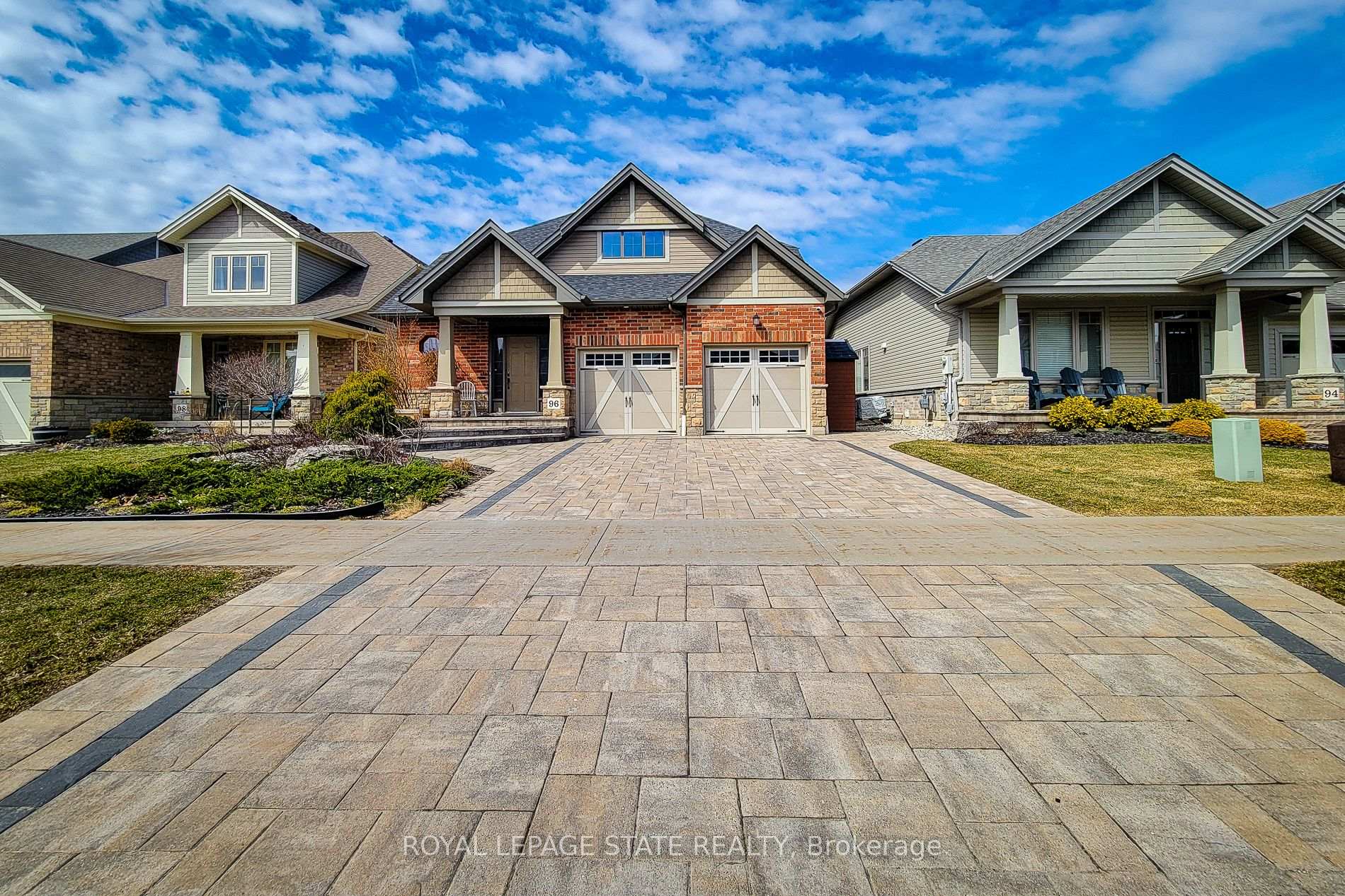 96 Anastasia Boulevard, West Lincoln, ON L0R 2A0