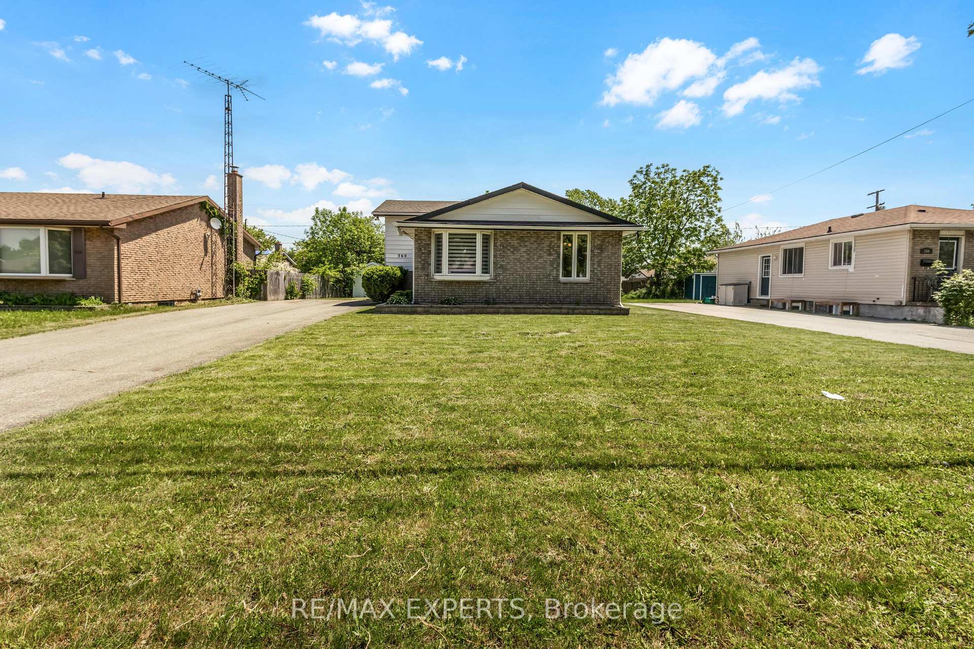 360 First Avenue, Welland, ON L3C 5Y9