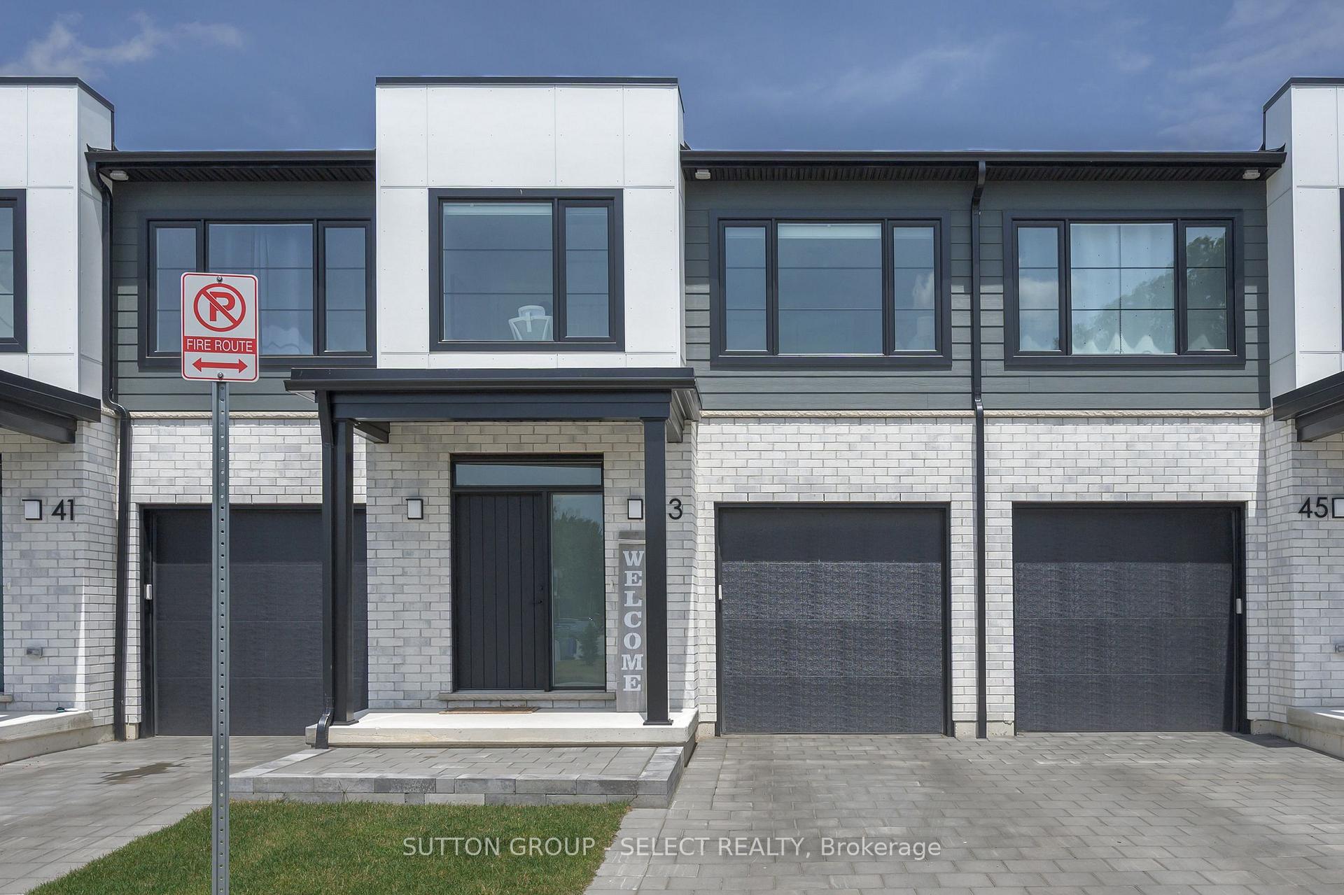 101 Swales Avenue 43, Strathroy-Caradoc, ON N7G 0C1