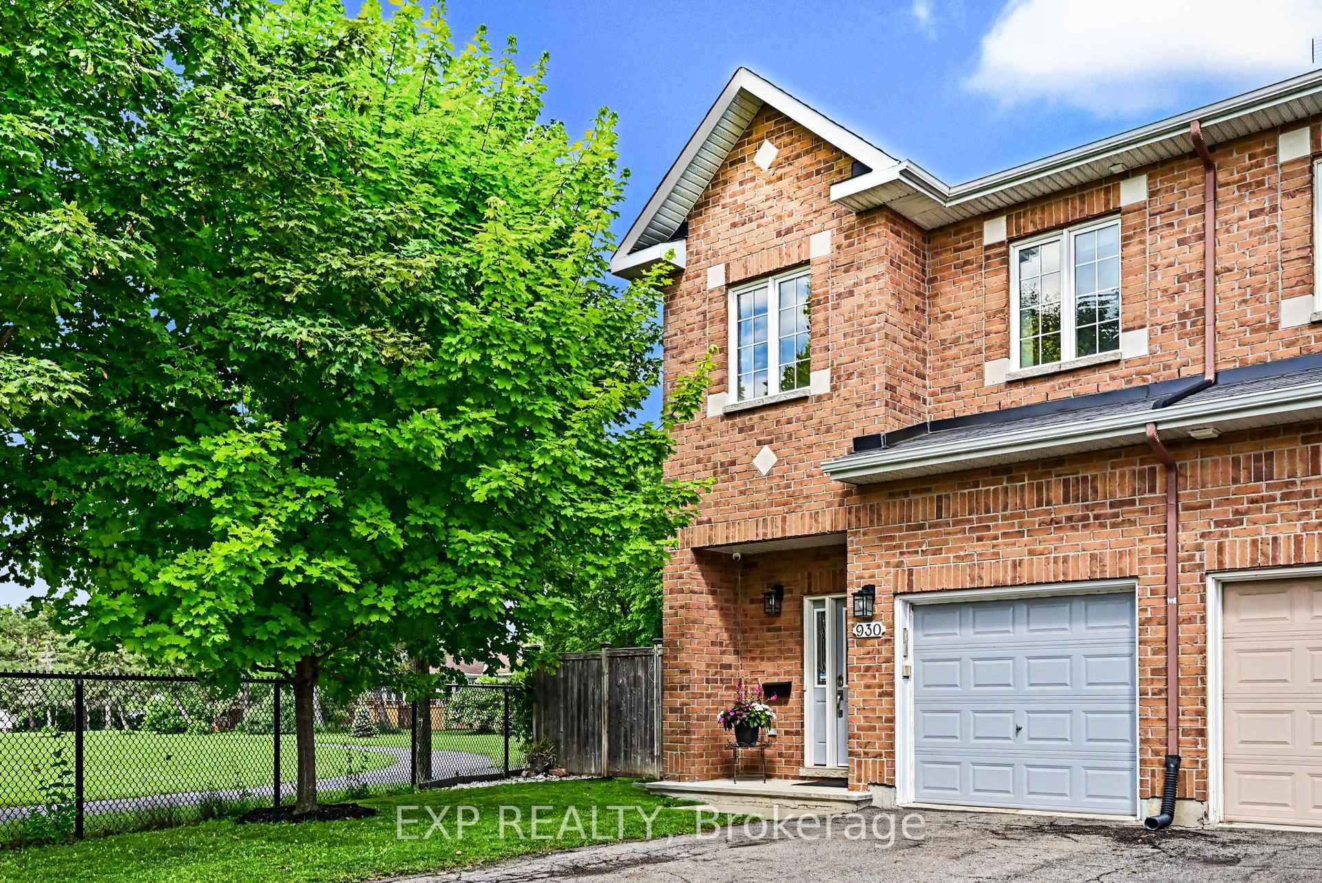 930 Torovin Private, Cyrville - Carson Grove - Pineview, ON K1B 0A7