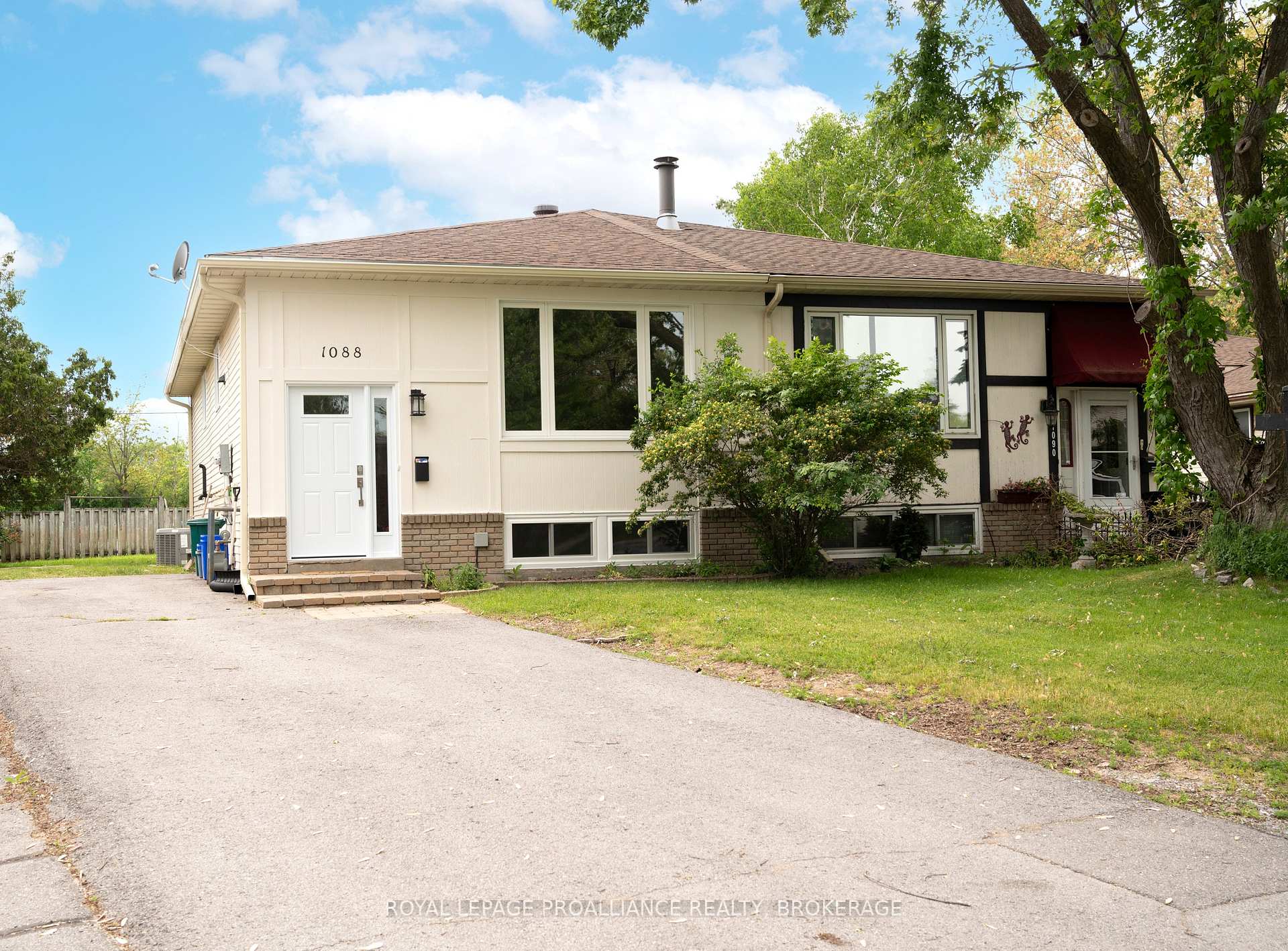 1088 Pinewood Place, Kingston, ON K7P 1L1
