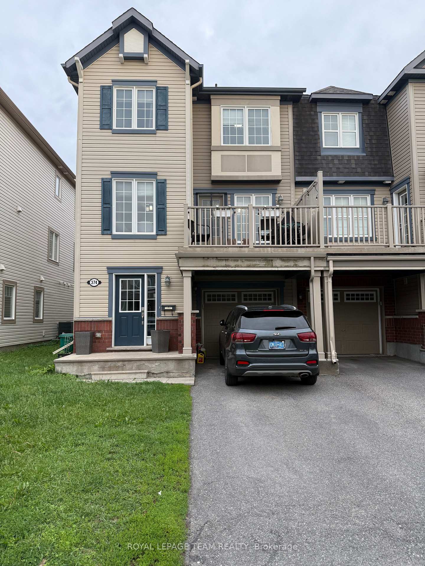 374 Sweet Grass Circle, Barrhaven, ON K2J 5W9