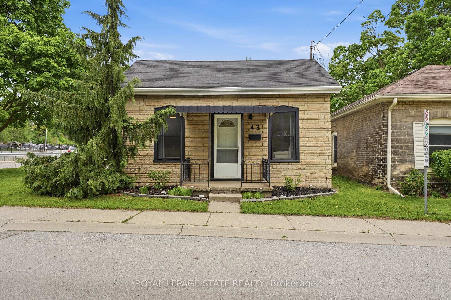 43 Alonzo Street, Brantford, ON N3R 1A1
