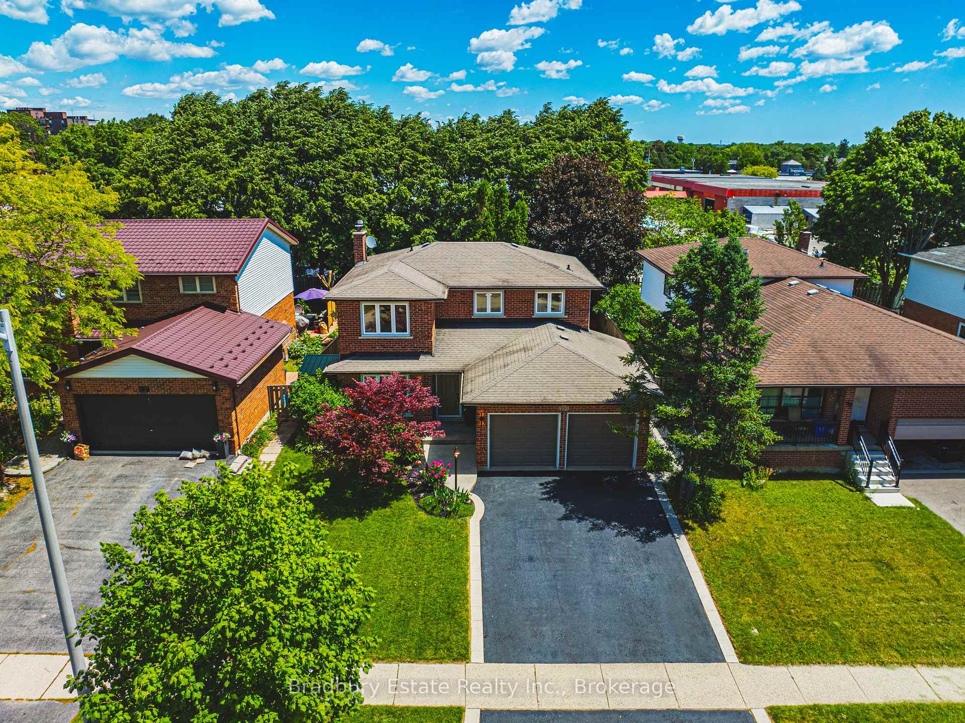 100 Chudleigh Street, Hamilton, ON L0K 2H6