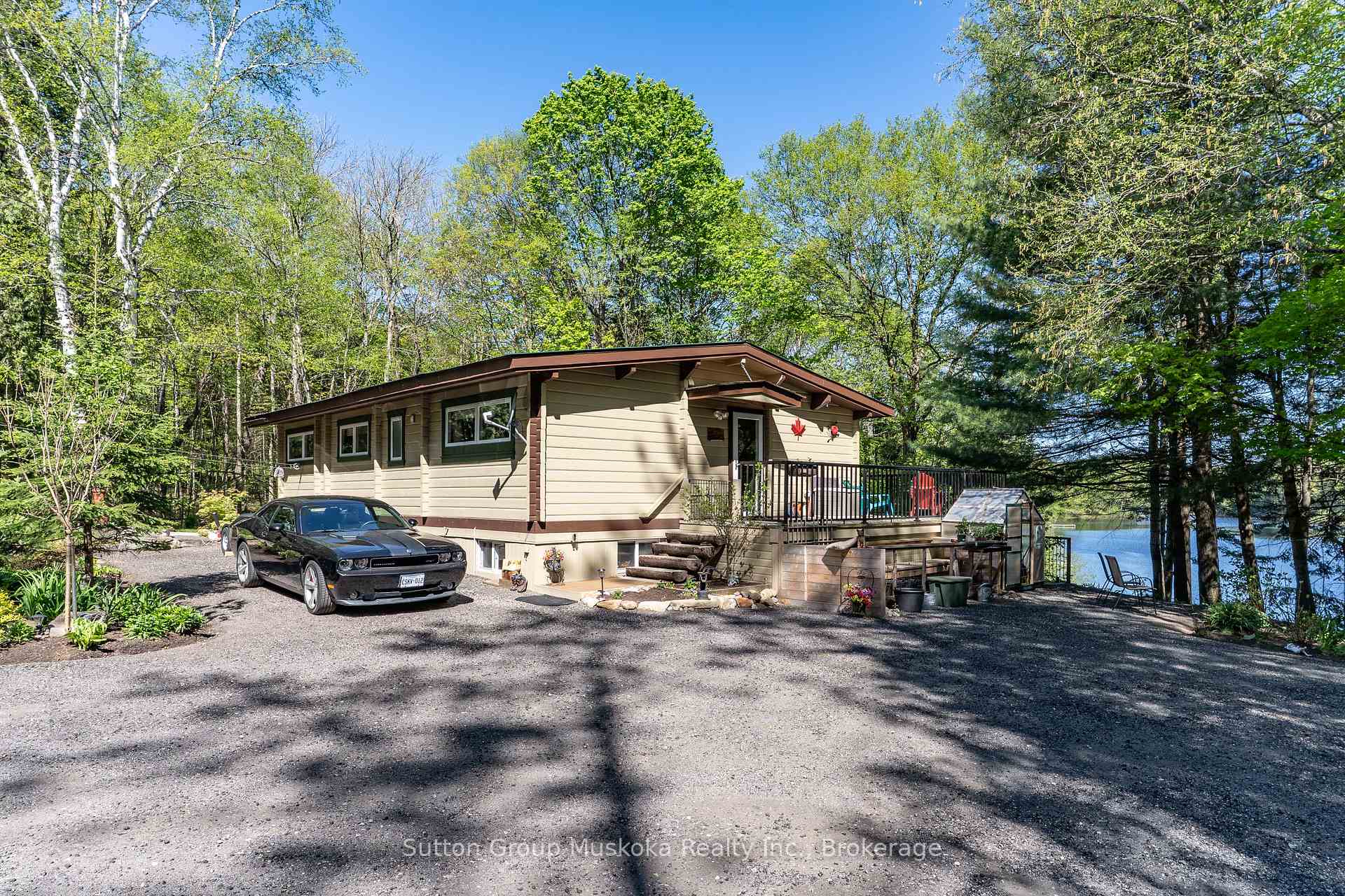 236 Hoodstown Road, Huntsville, ON P1H 2J2