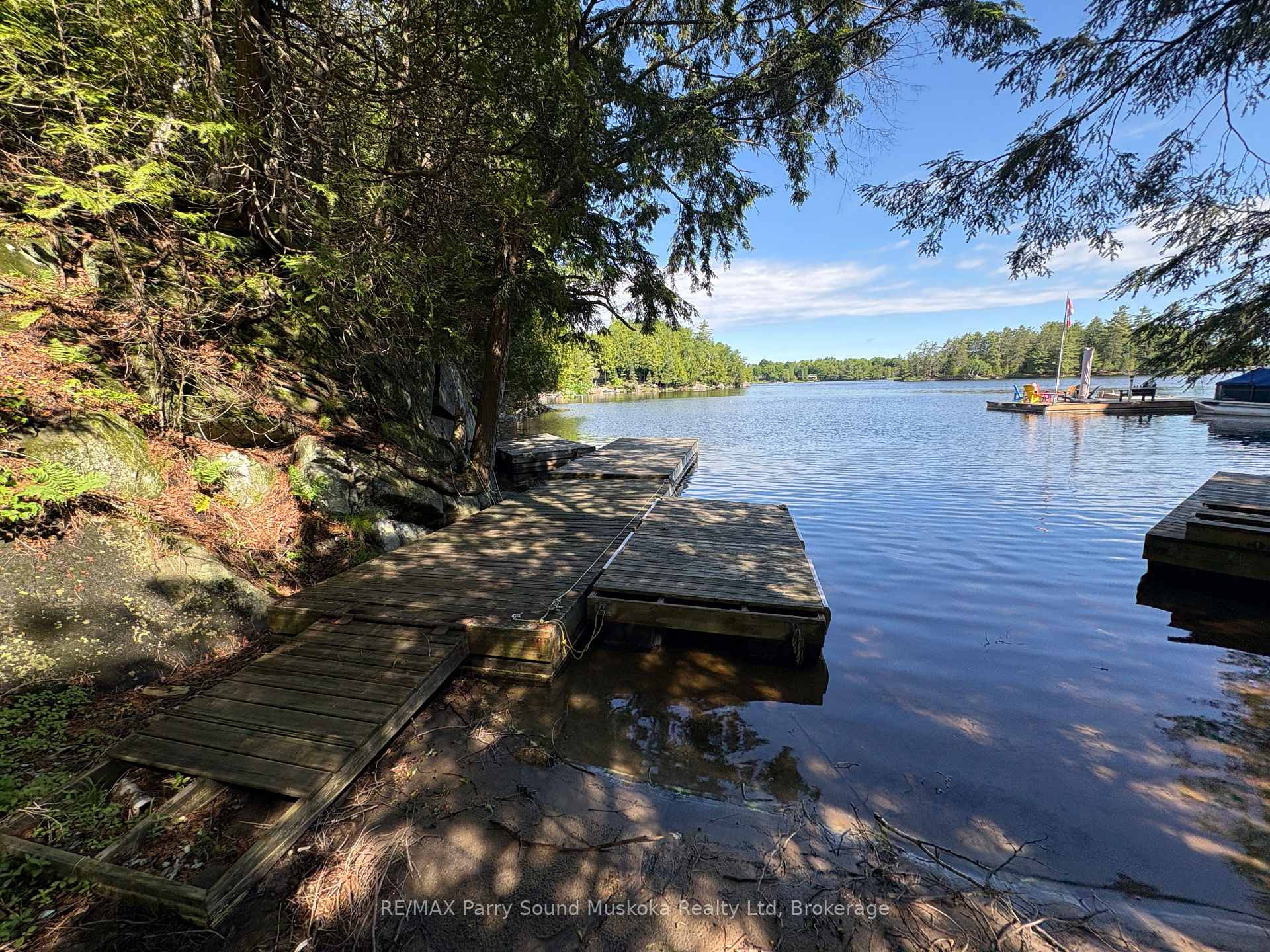 85 Sunnyshore Park Drive, McKellar, ON P2A 0B5
