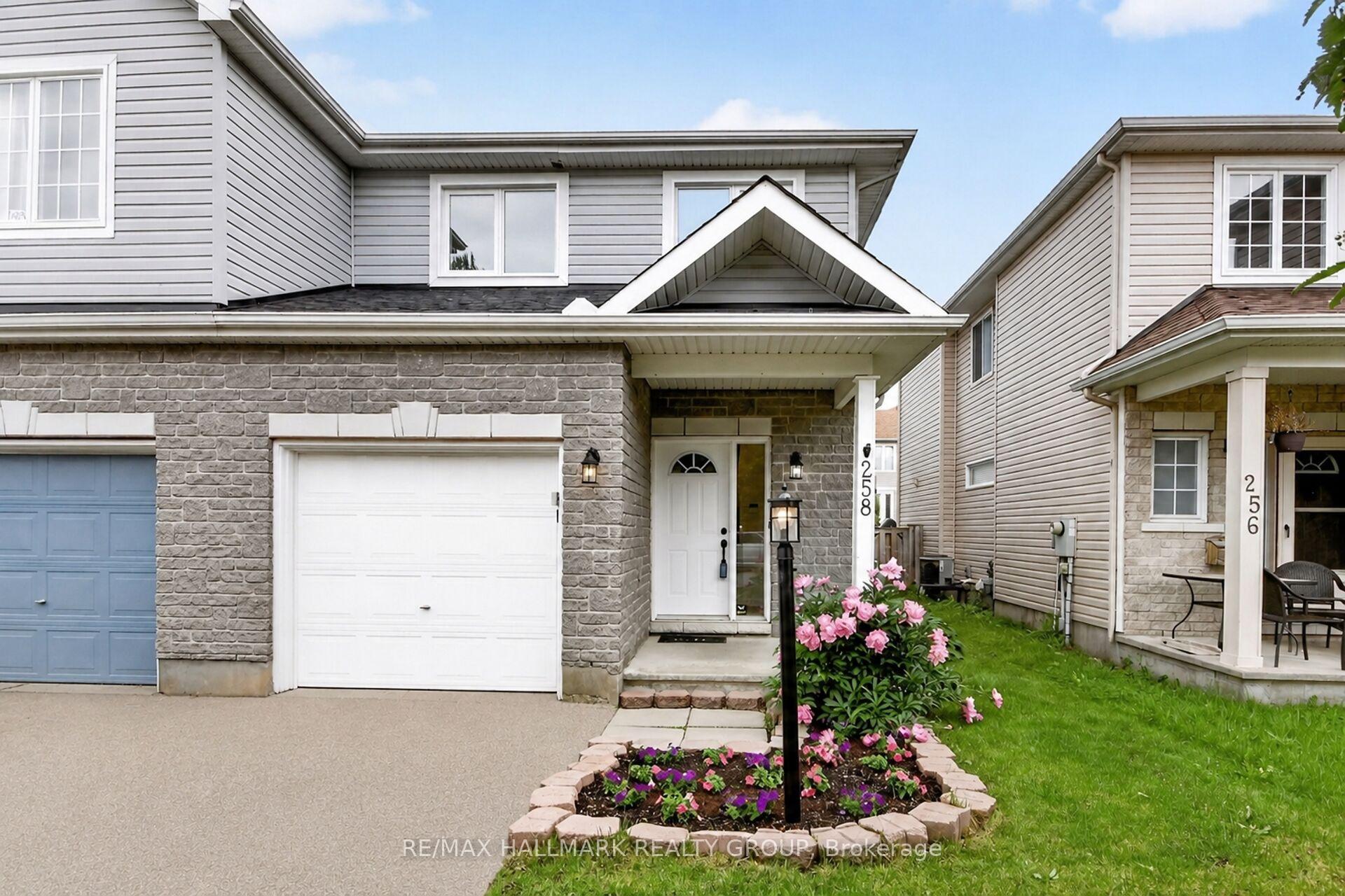 258 Deerfox Drive, Barrhaven, ON K2J 4Z2