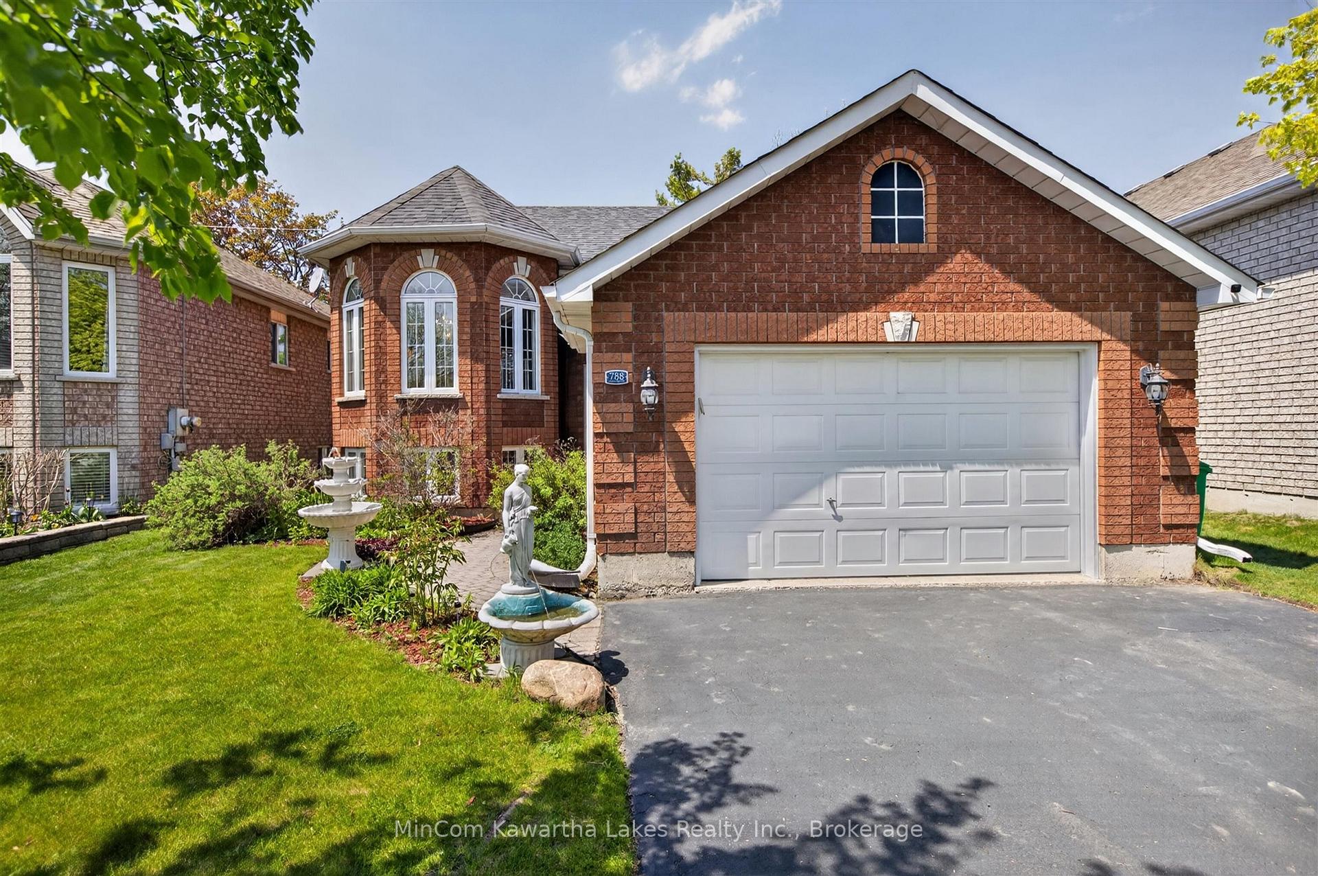 788 Hemlock Street, Peterborough, ON K9H 7P2