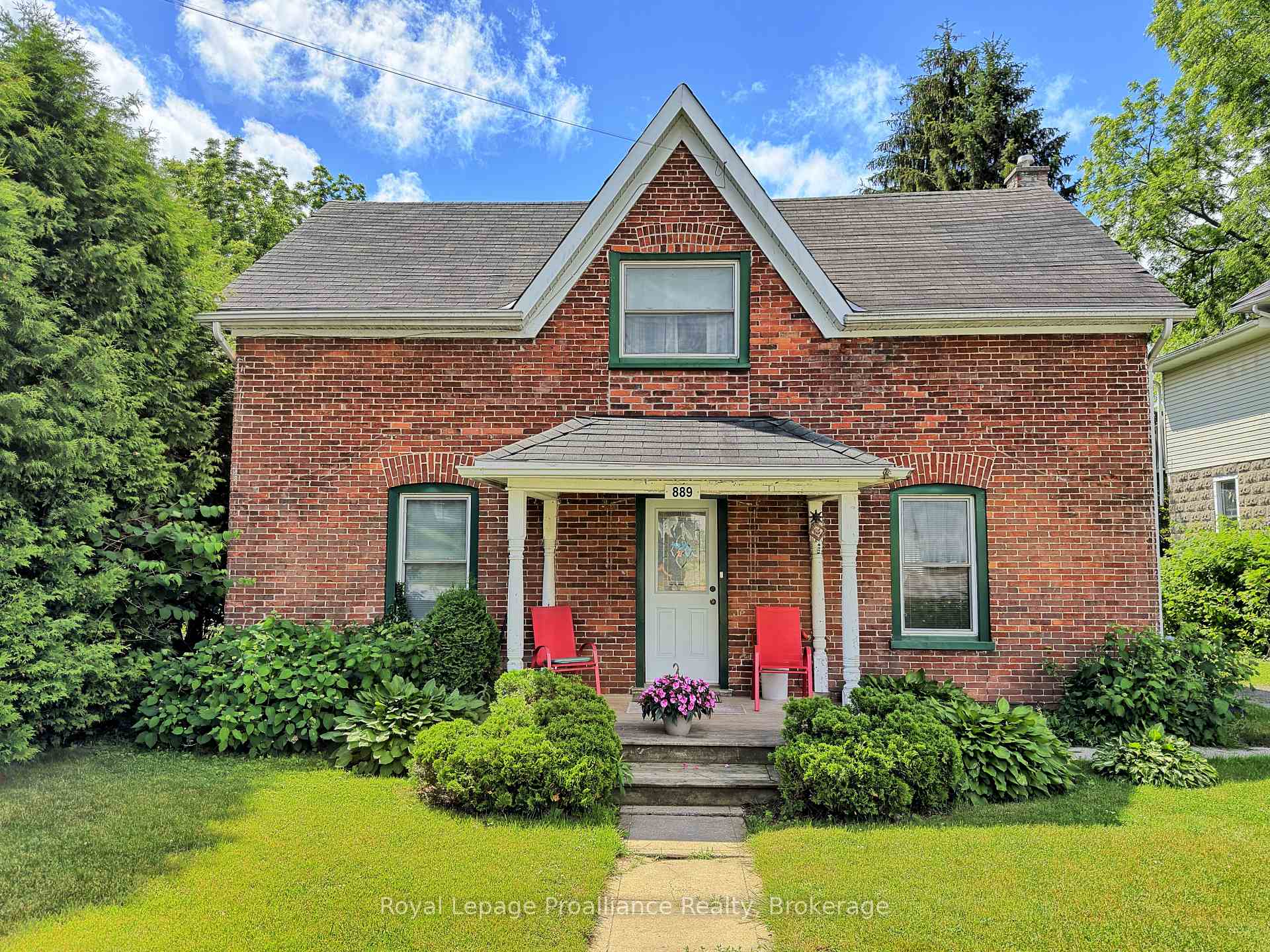 889 Smith Street, Brighton, ON K0K 1H0