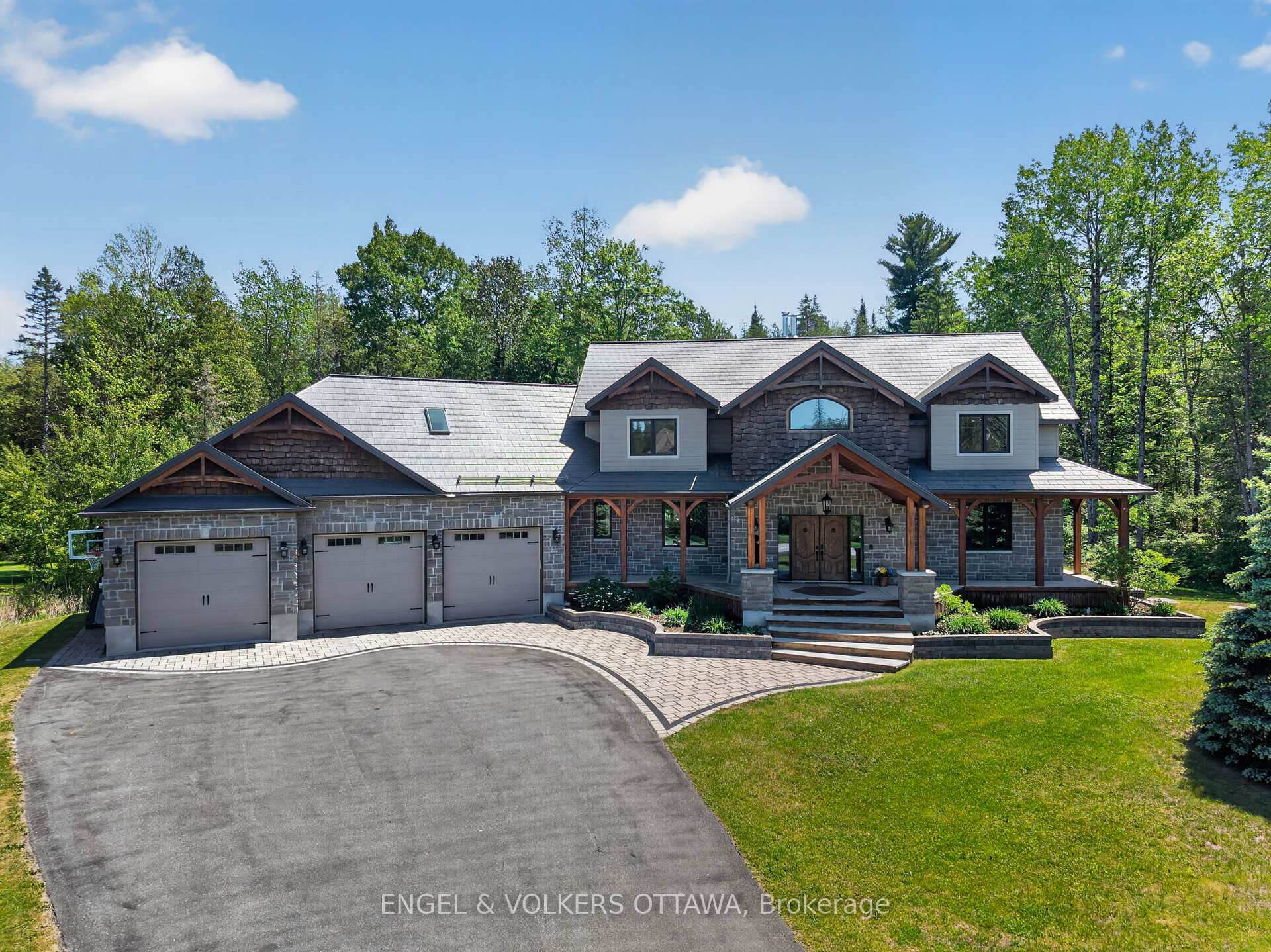 328 Silent Wood Grove, Carp - Huntley Ward, ON K0A 1L0