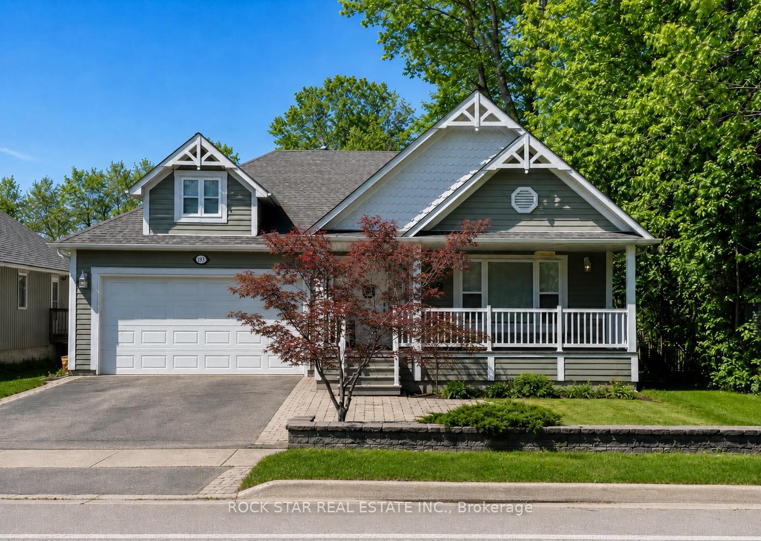 996 BEACH Boulevard, Hamilton, ON L8H 6Z4