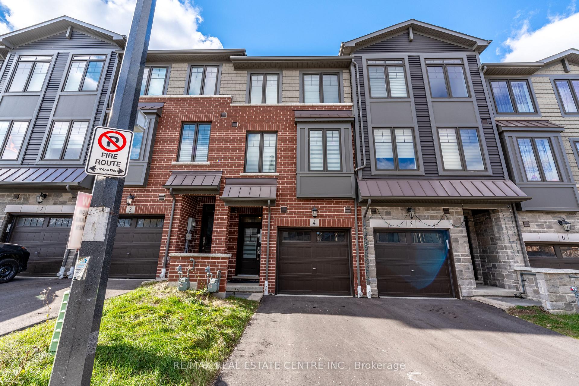 10 BIRMINGHAM Drive, Cambridge, ON N1R 8K5