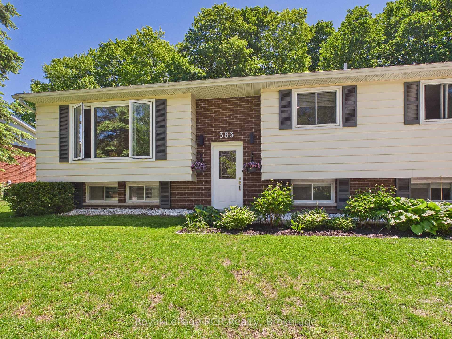 383 WELLINGTON Street, Saugeen Shores, ON N0H 2C4