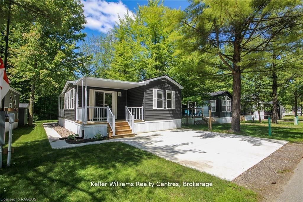 13 Southline Avenue 157, Huron-Kinloss, ON N2Z 2X5