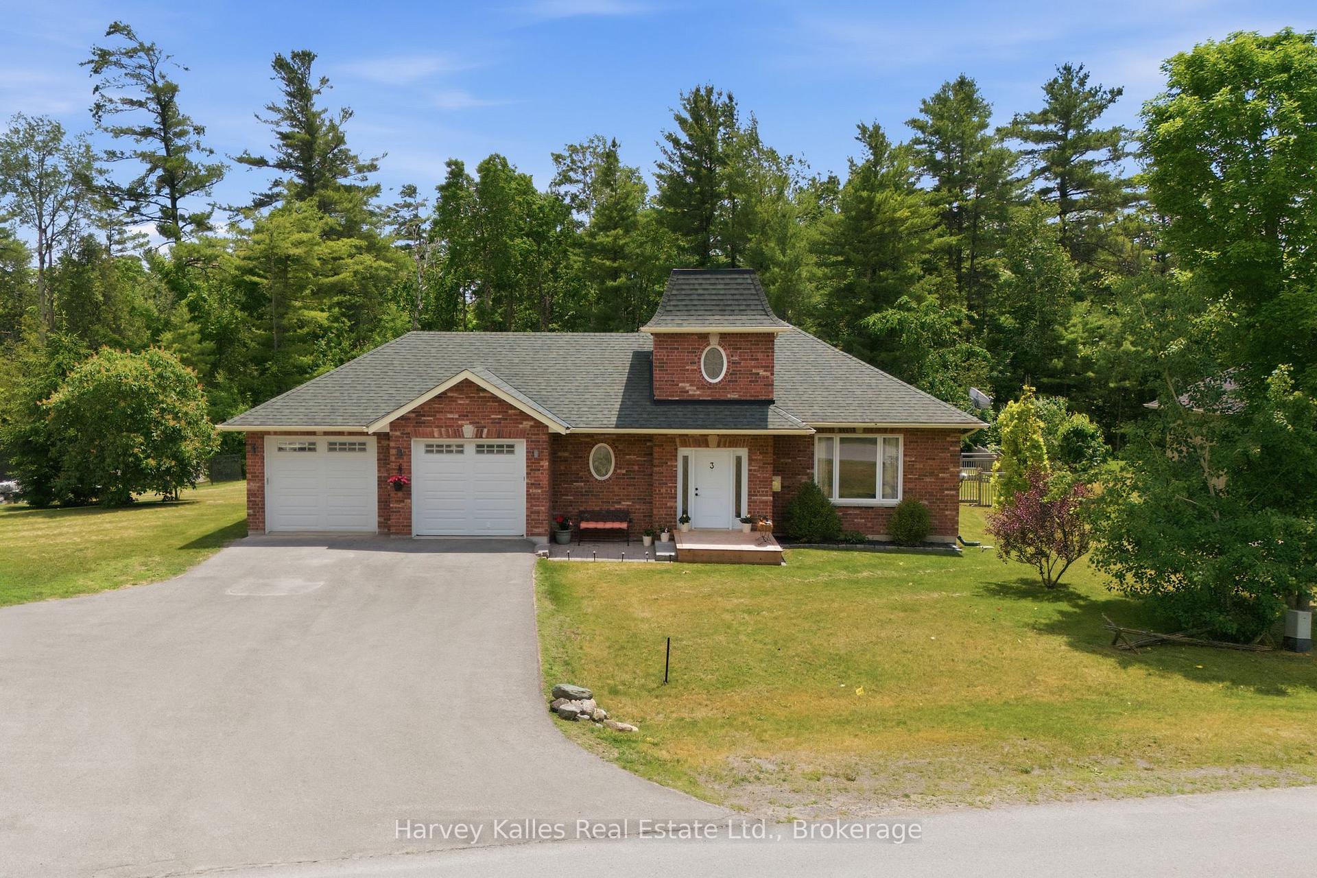 3 Cardinal Court, Quinte West, ON K8V 5P6