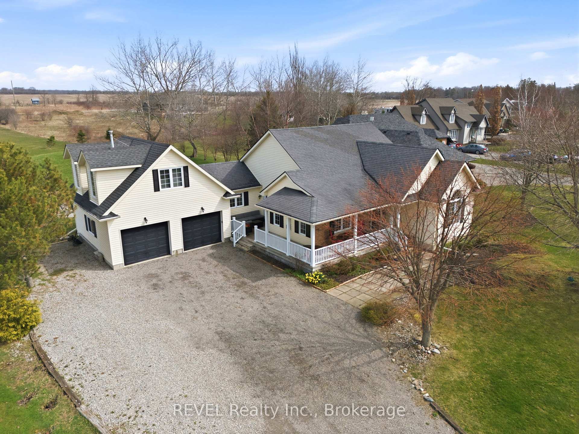 17 Stonehaven Road, Haldimand, ON N1A 2W6