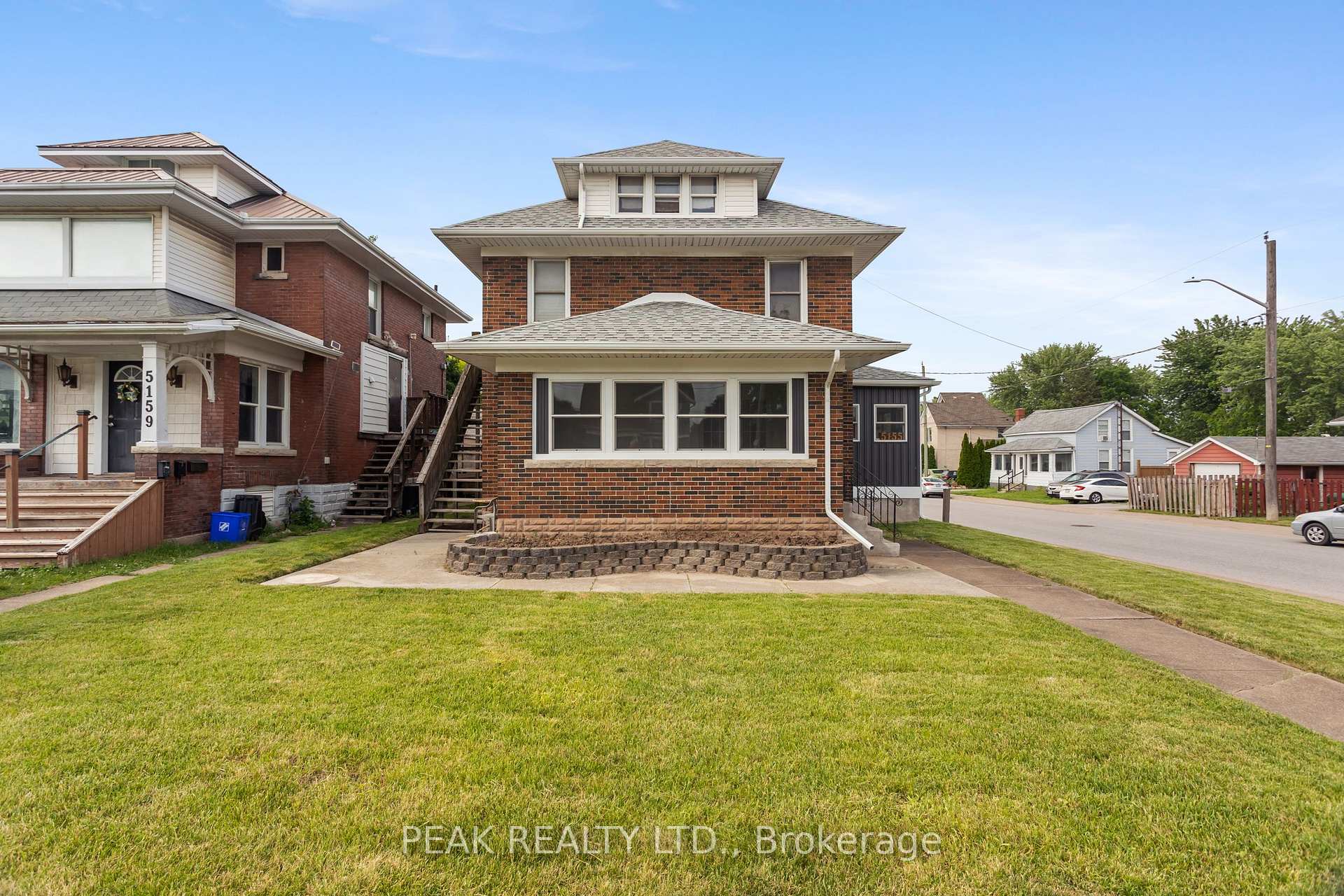 5155 Bridge Street, Niagara Falls, ON L2E 2T2
