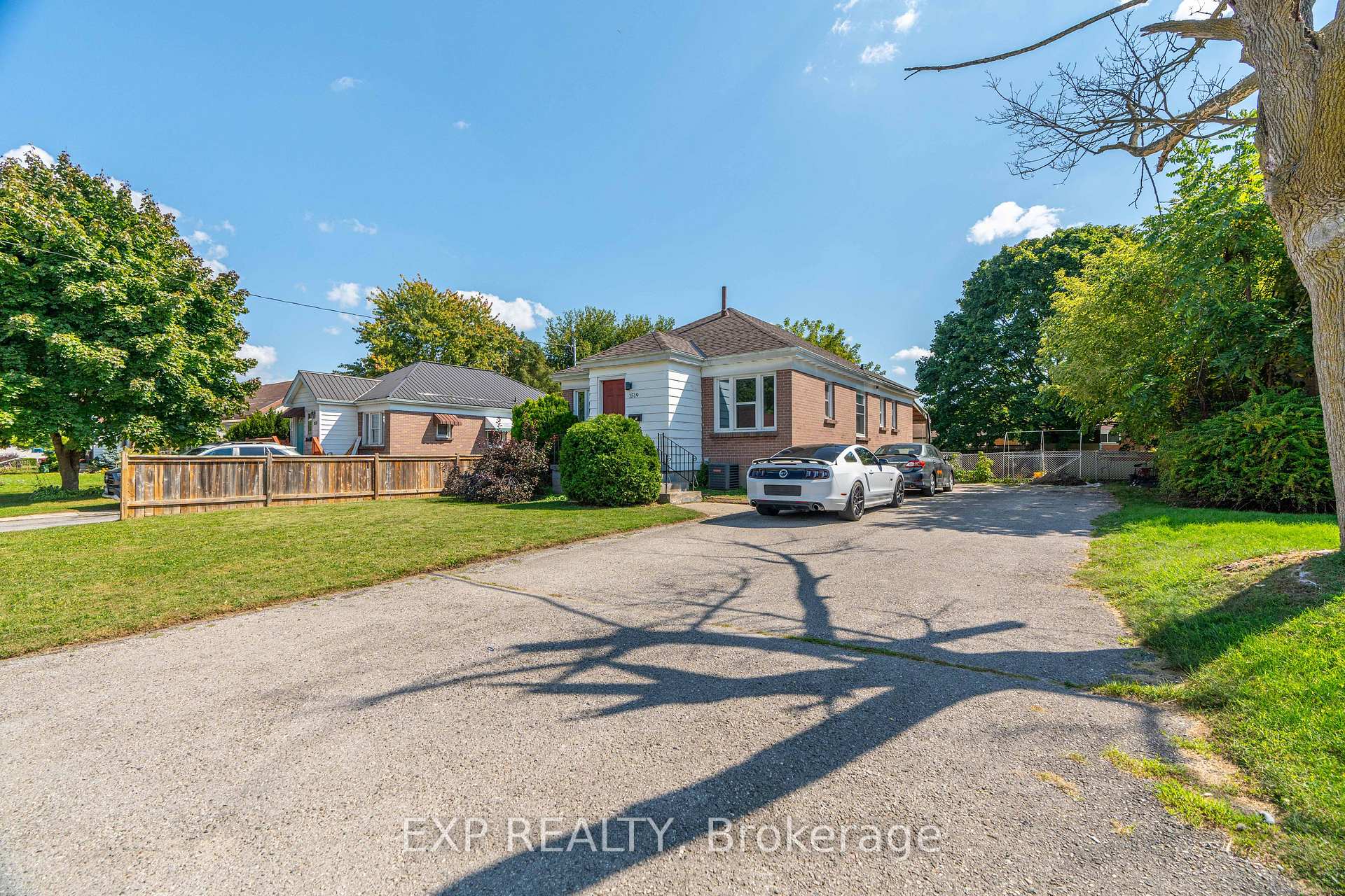 1519 Howland Avenue, London East, ON N5V 1W8